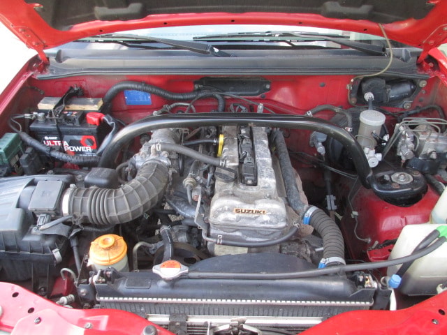 SUZUKI Grand Vitara 2.0 16V Top-image-11