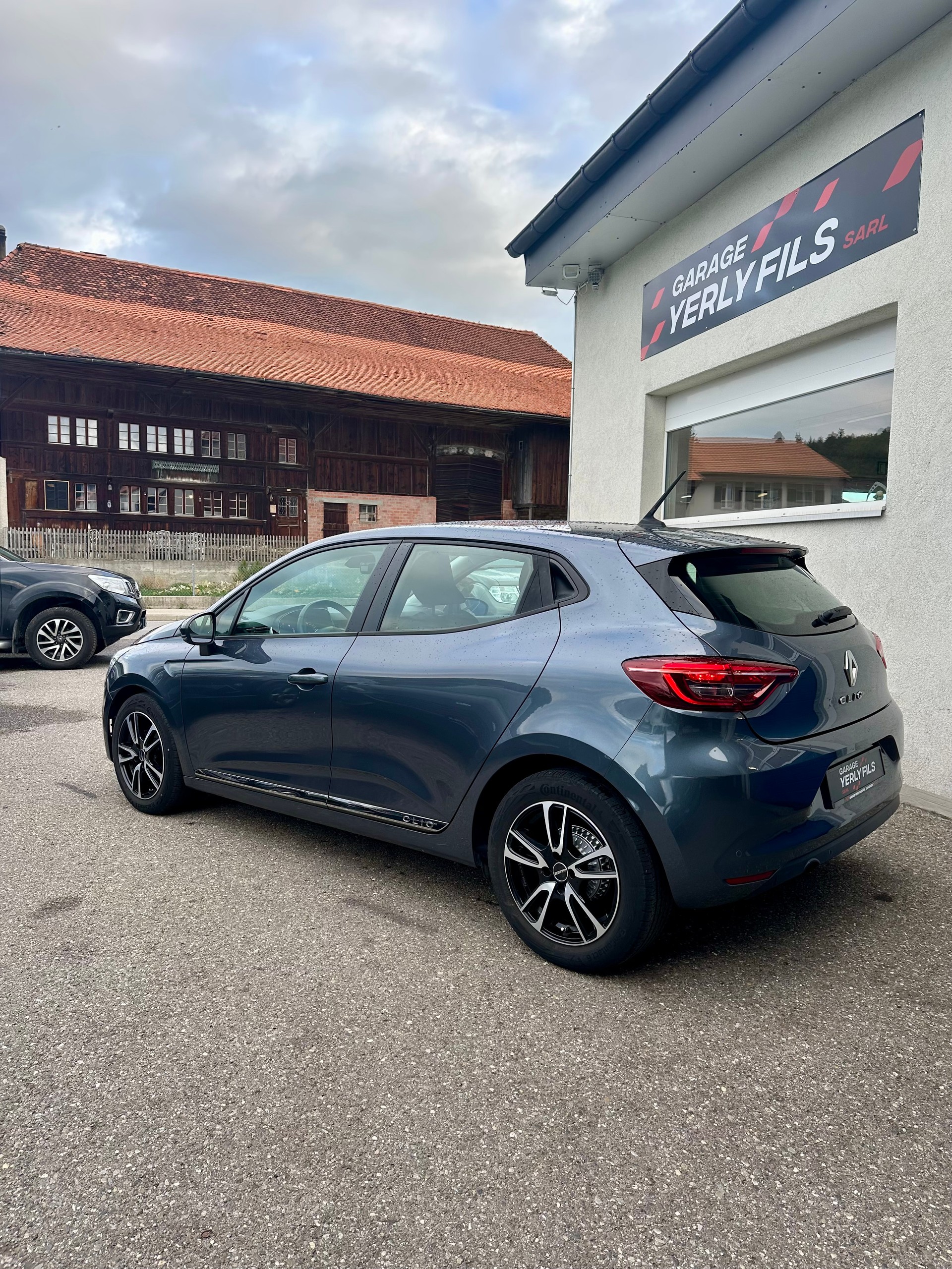 RENAULT Clio 1.0 Zen-image-2