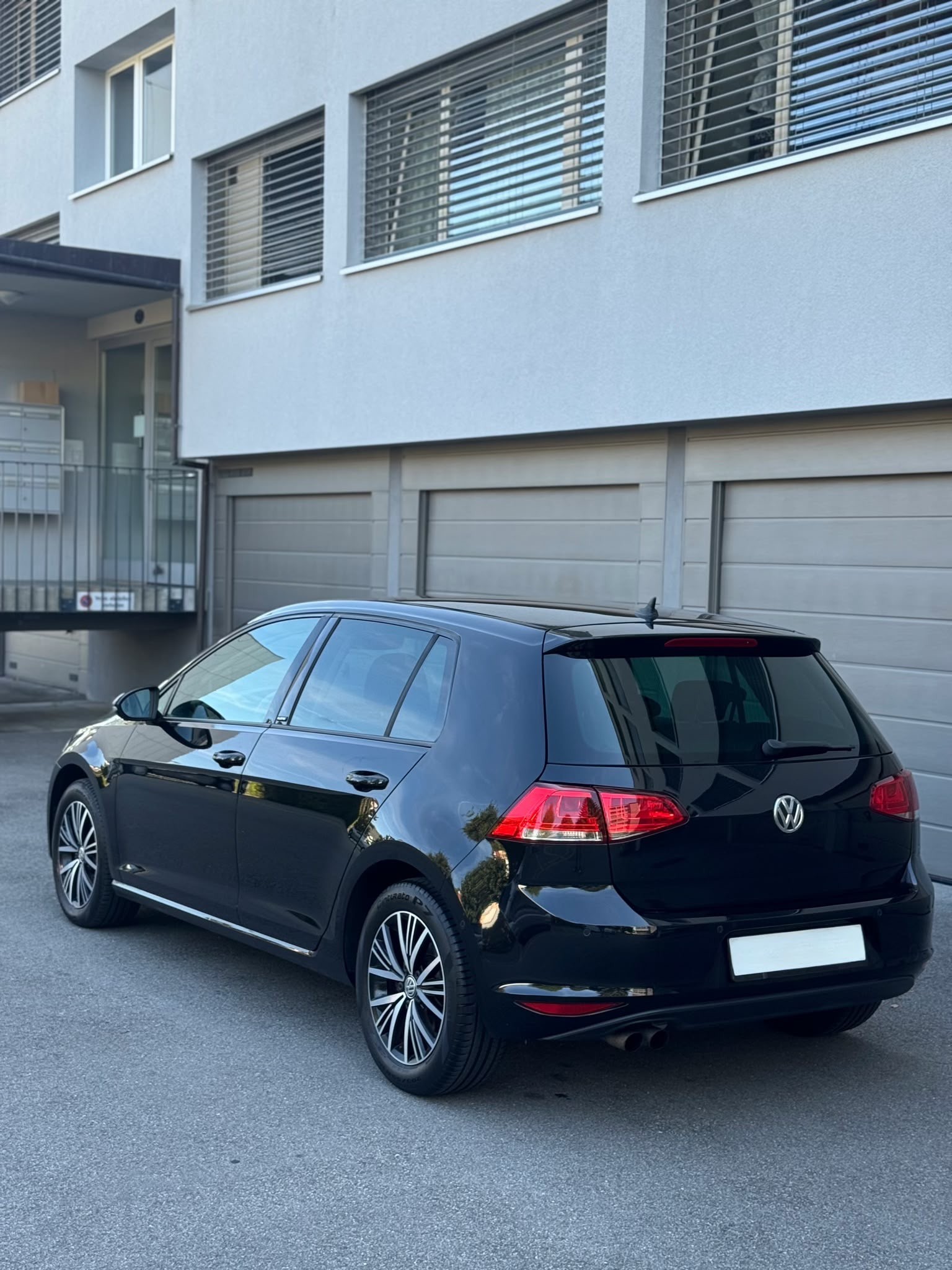 VW 1.4 TSI (All lstar)Lounge DSG-image-3