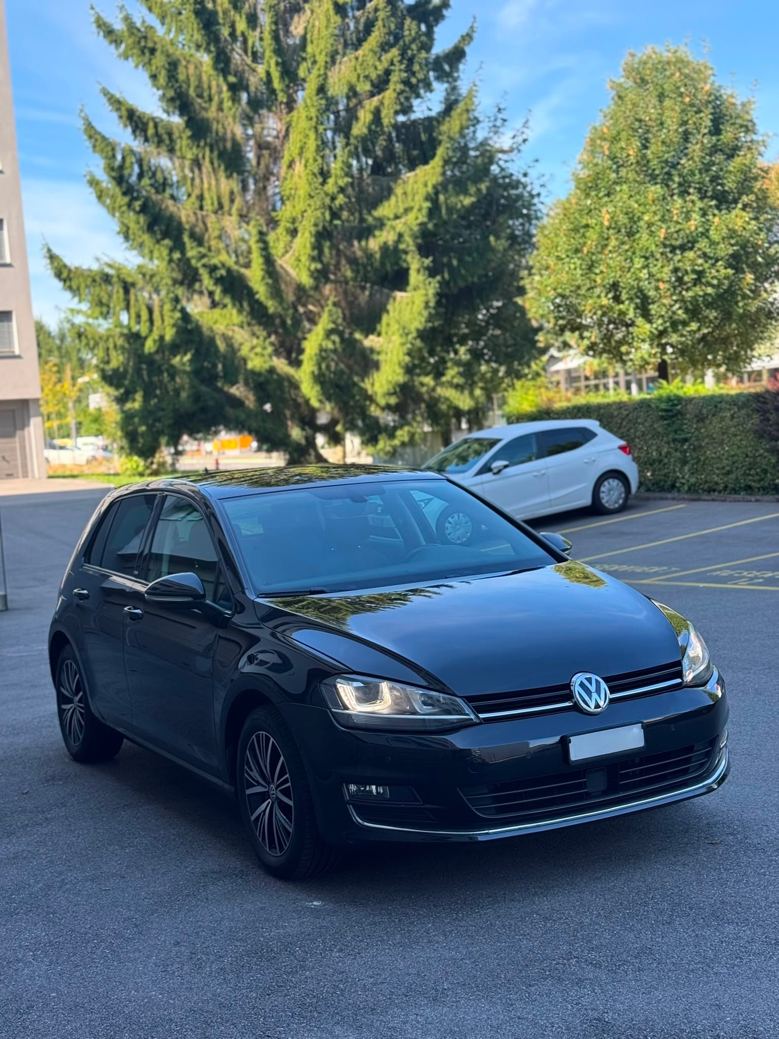 VW 1.4 TSI (All lstar)Lounge DSG-image-0