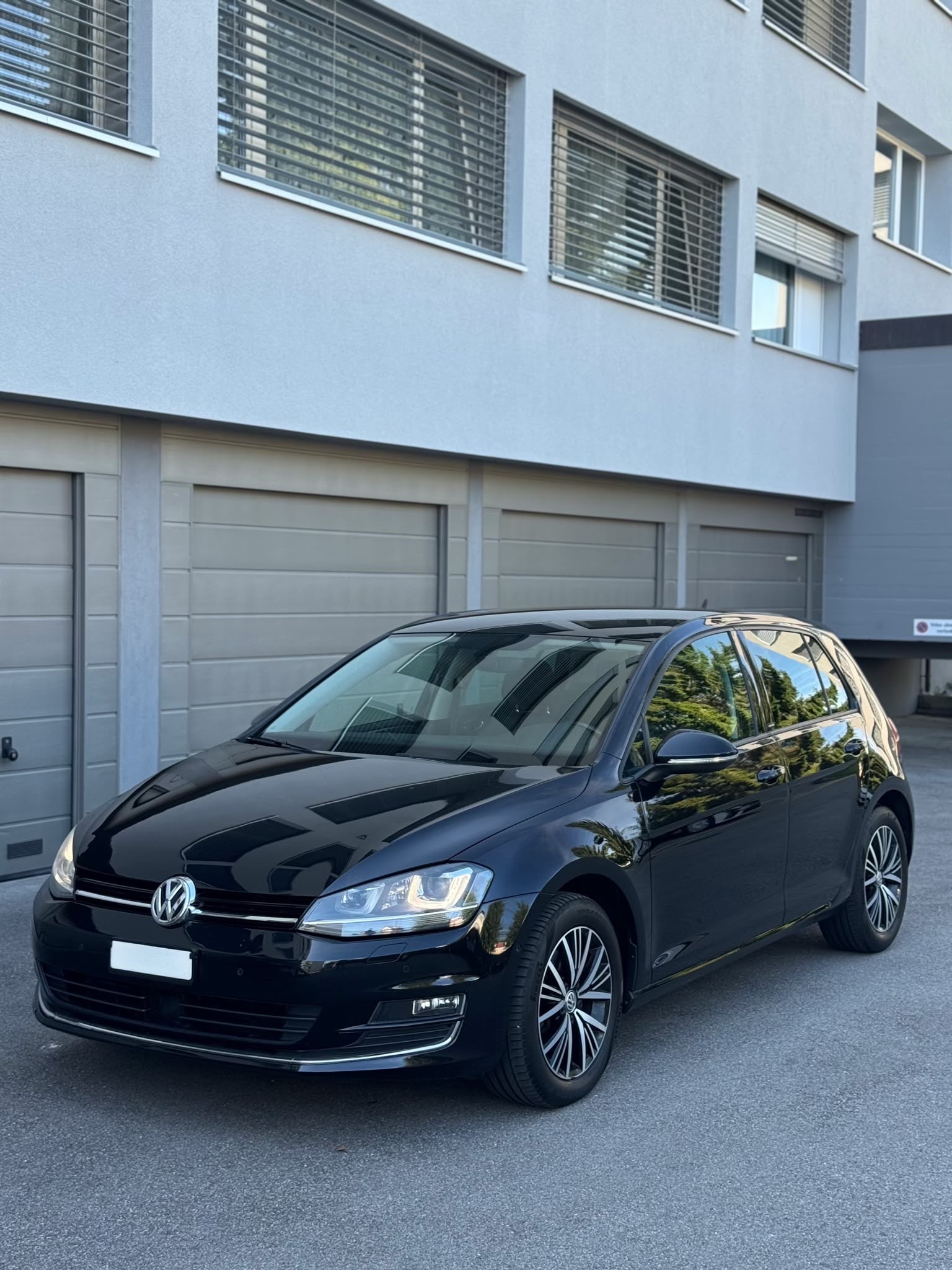 VW 1.4 TSI (All lstar)Lounge DSG-image-1