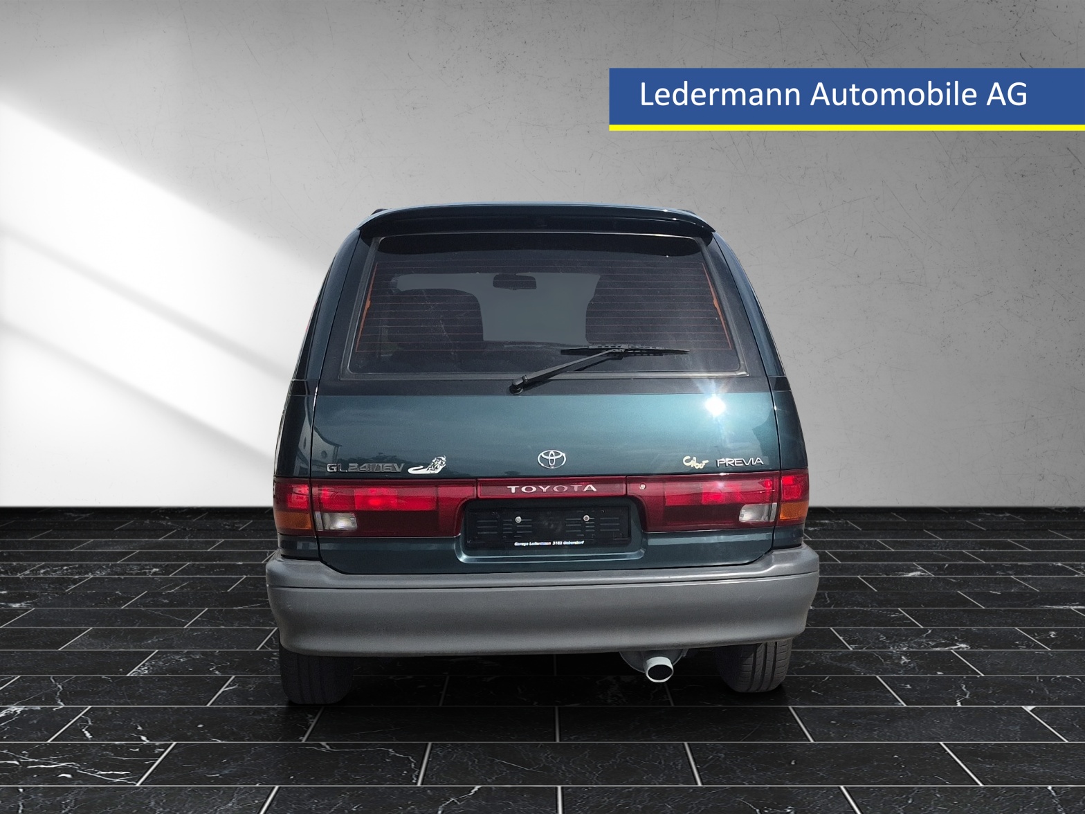 TOYOTA Previa GL 4x2-showroom-element-3