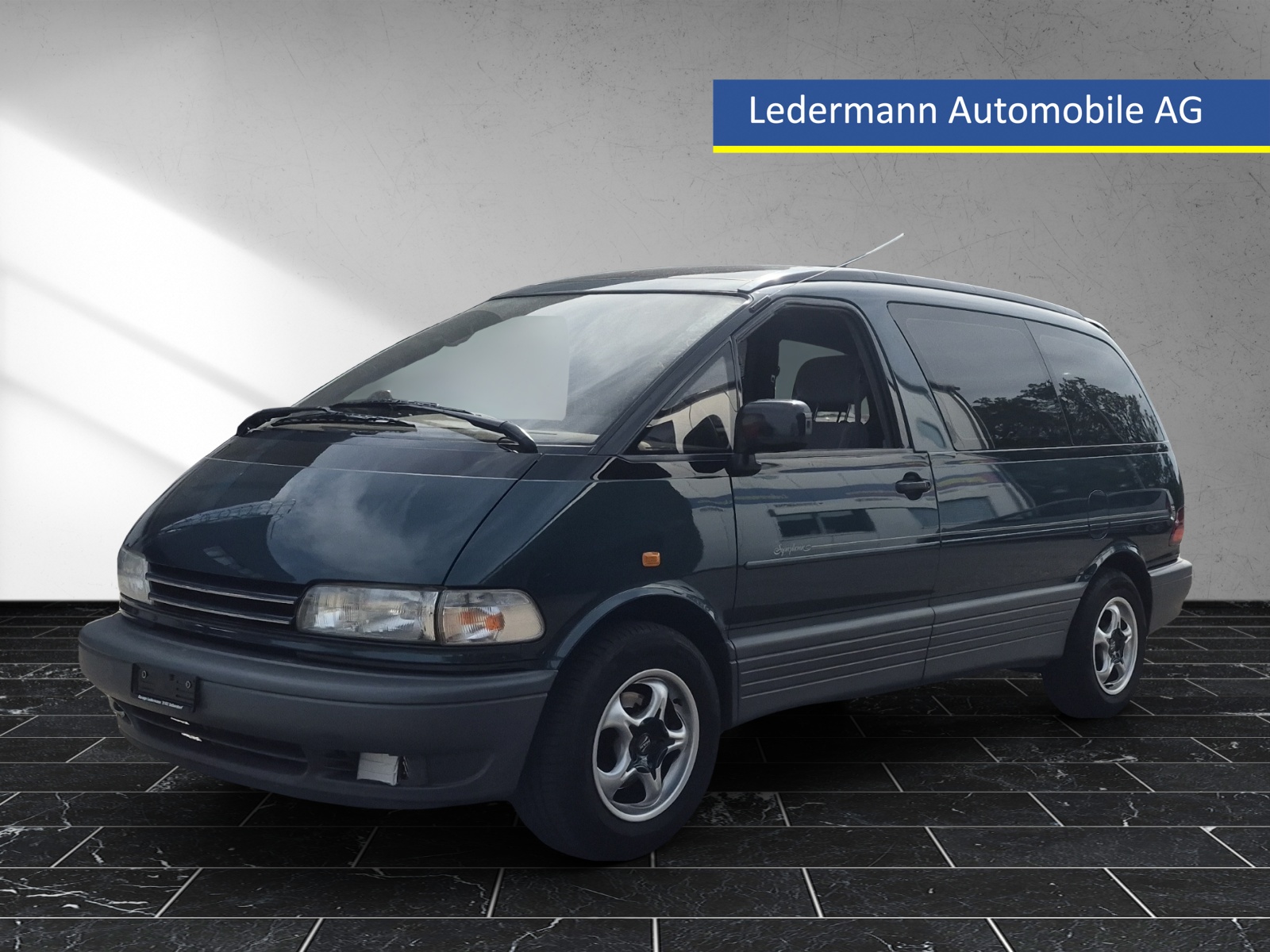 TOYOTA Previa GL 4x2