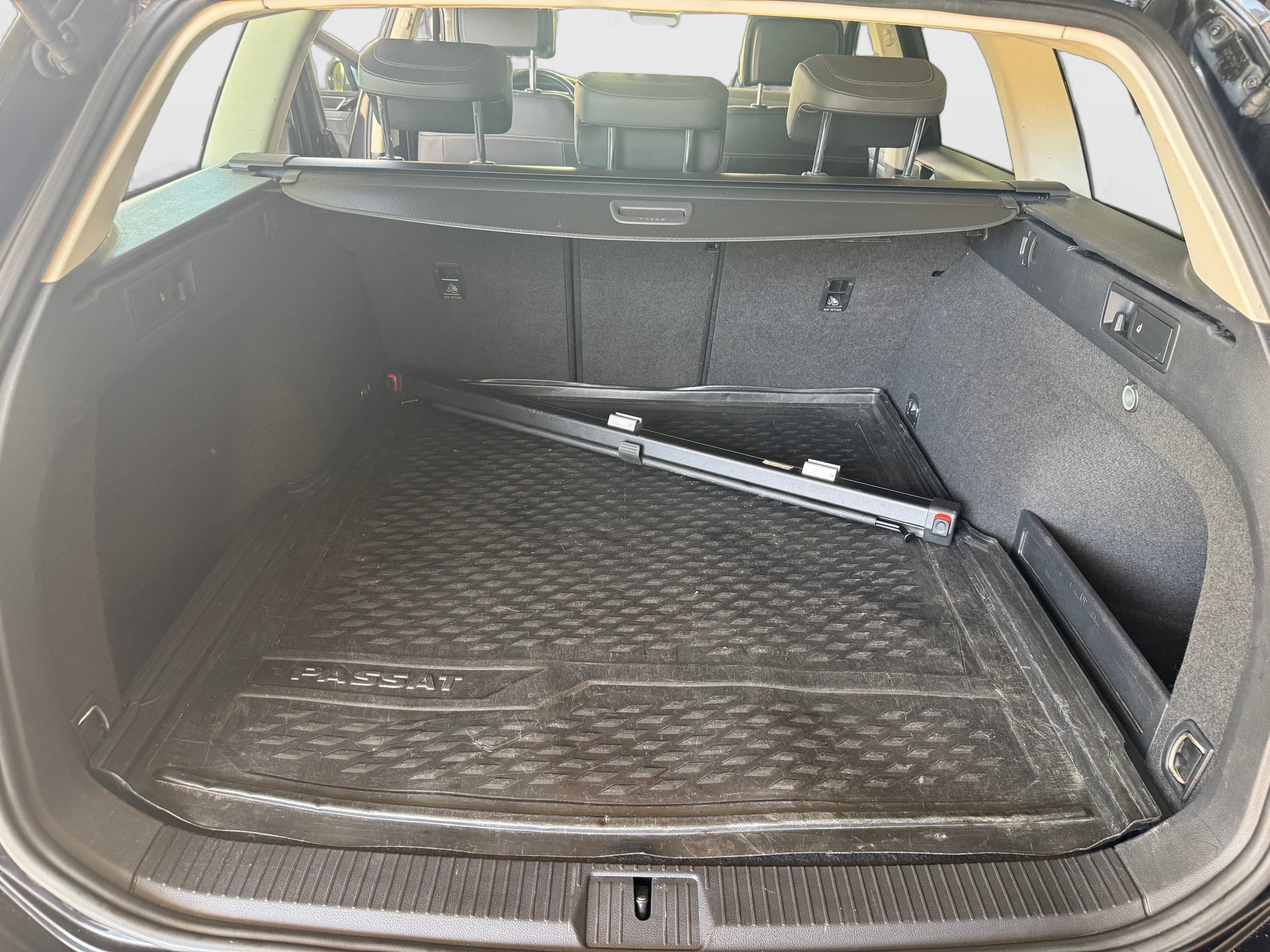 VW Passat Alltrack 2.0 TDI BMT 4Motion DSG-image-10