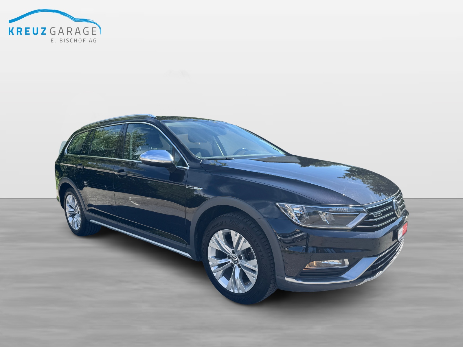 VW Passat Alltrack 2.0 TDI BMT 4Motion DSG-image-2
