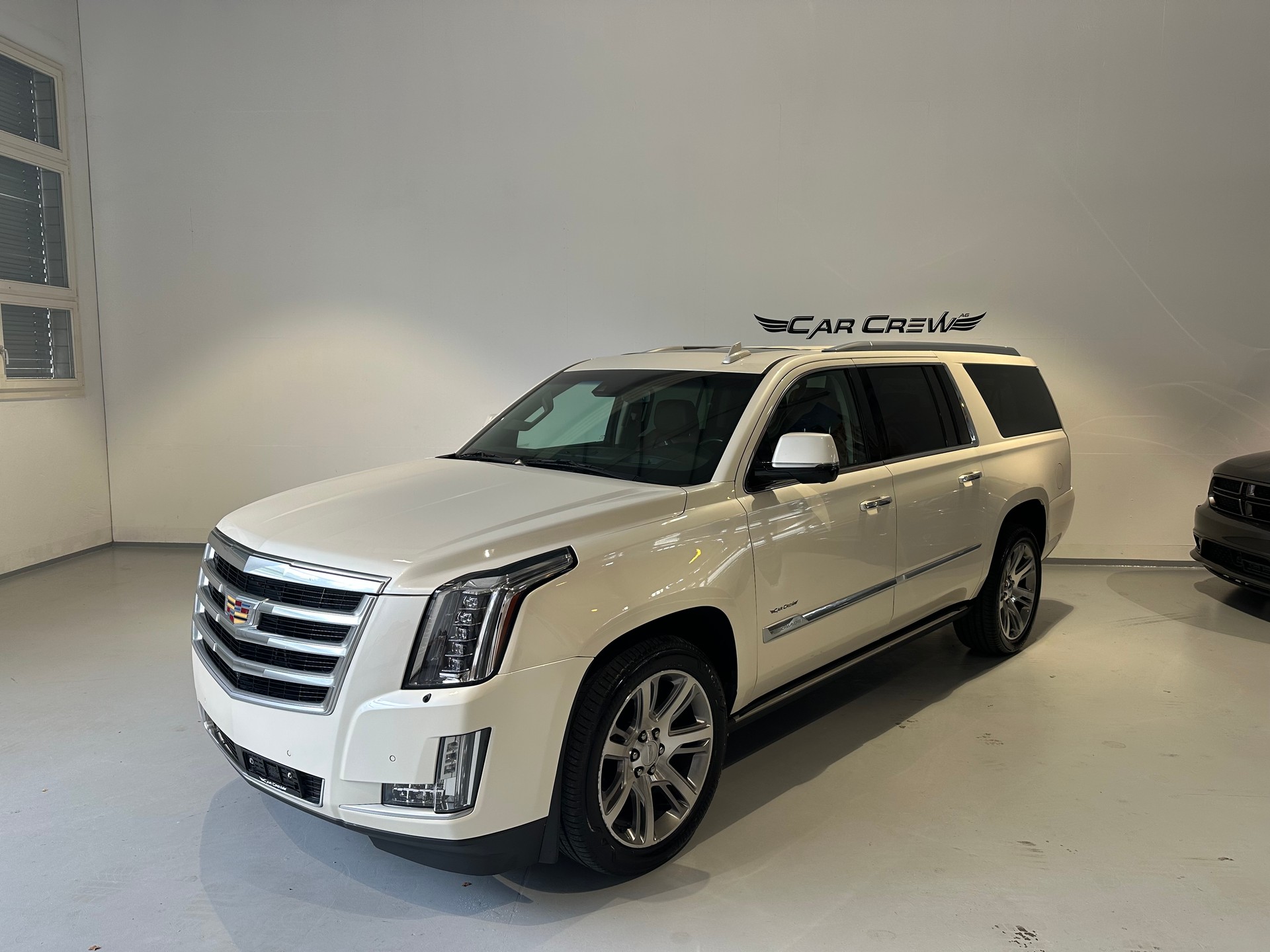 CADILLAC Escalade 6.2 ESV Premium Automatic-image-0