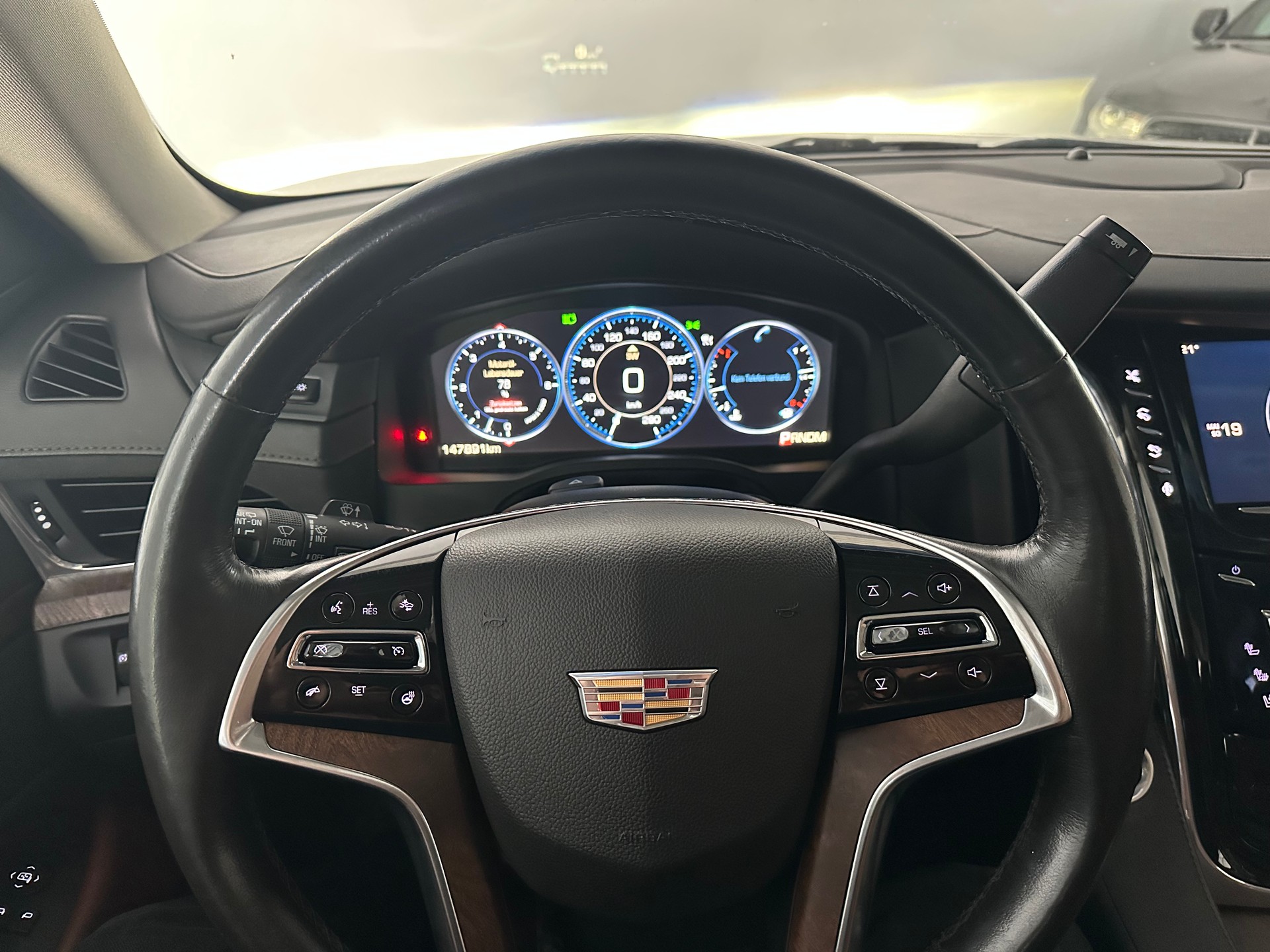 CADILLAC Escalade 6.2 ESV Premium Automatic-image-6