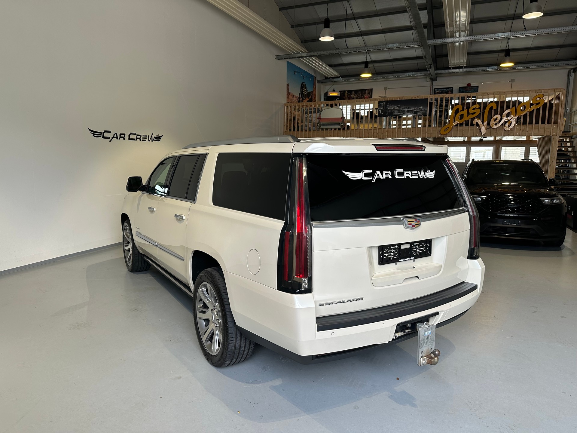 CADILLAC Escalade 6.2 ESV Premium Automatic-image-14