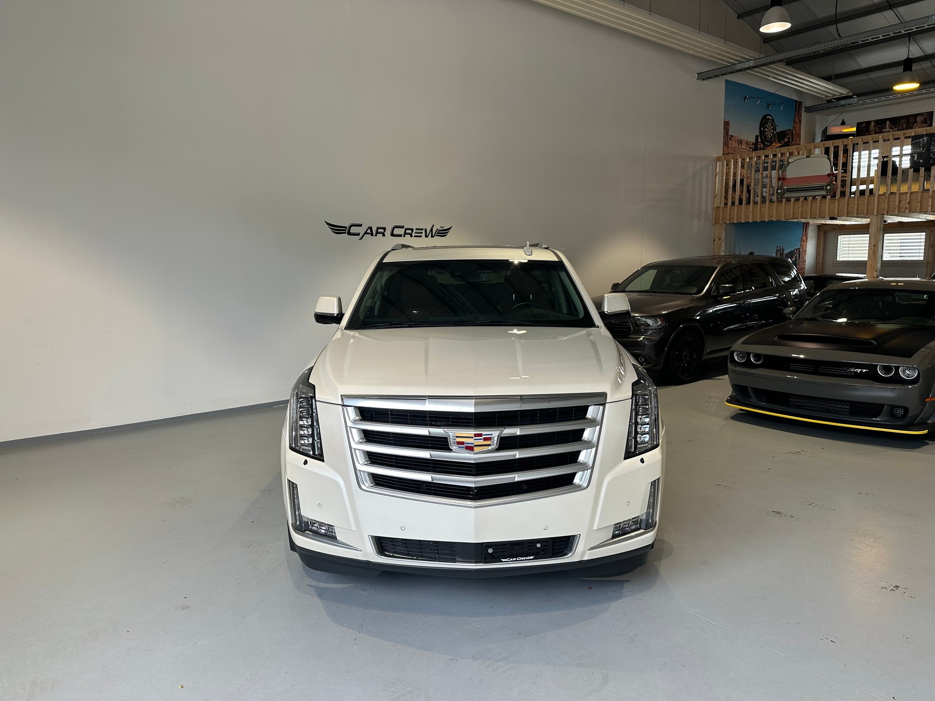 CADILLAC Escalade 6.2 ESV Premium Automatic-image-1