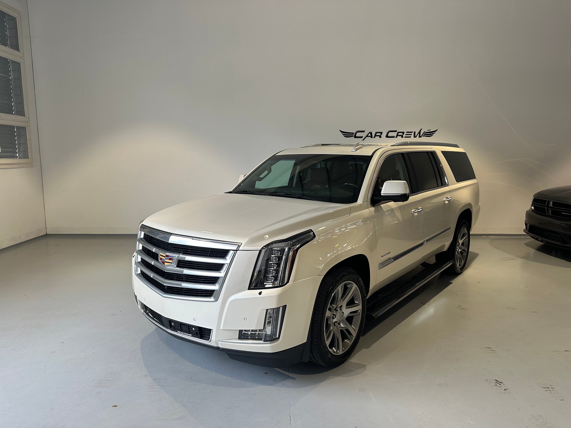 CADILLAC Escalade 6.2 ESV Premium Automatic-image-3