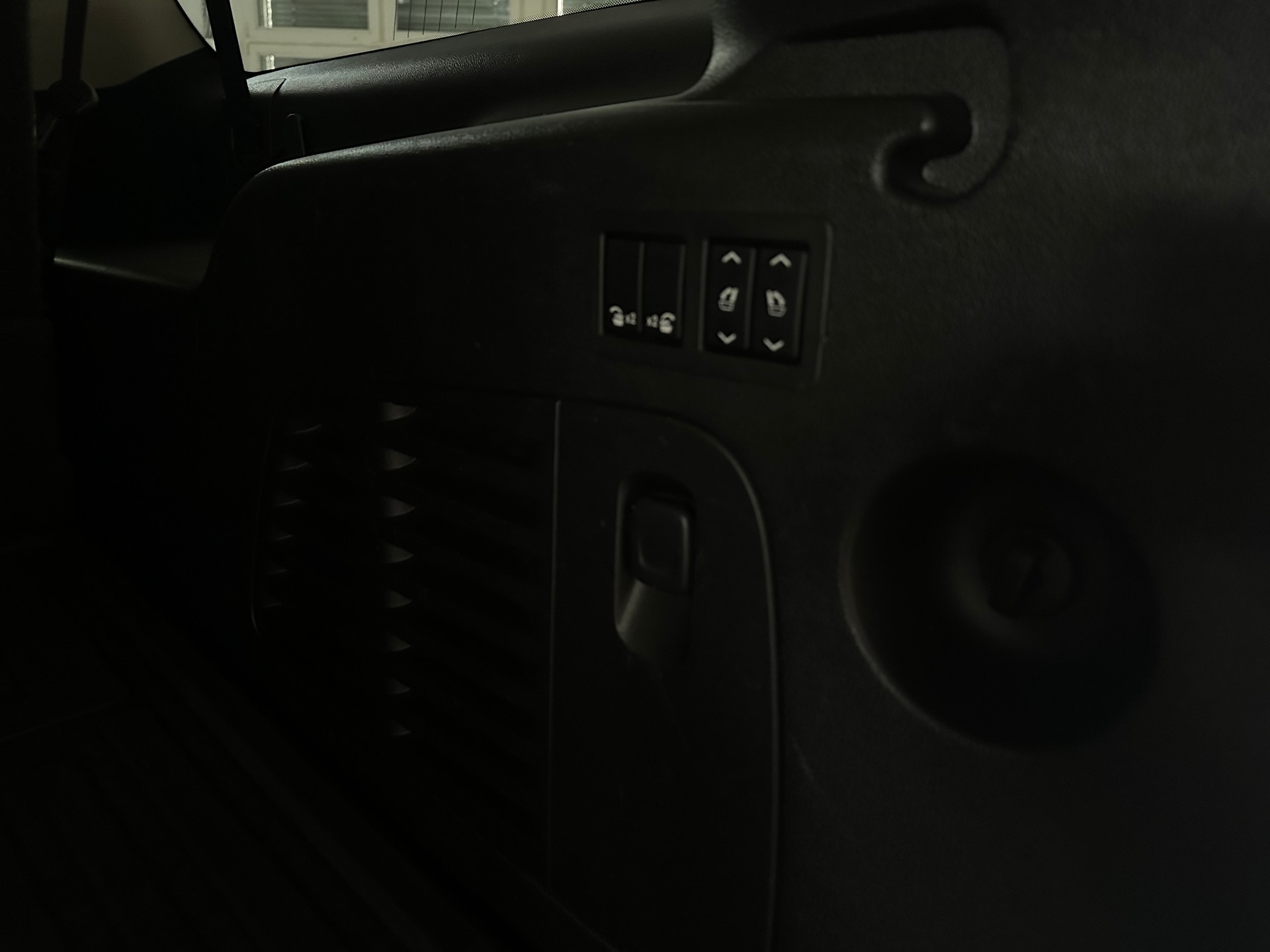 CADILLAC Escalade 6.2 ESV Premium Automatic-image-12