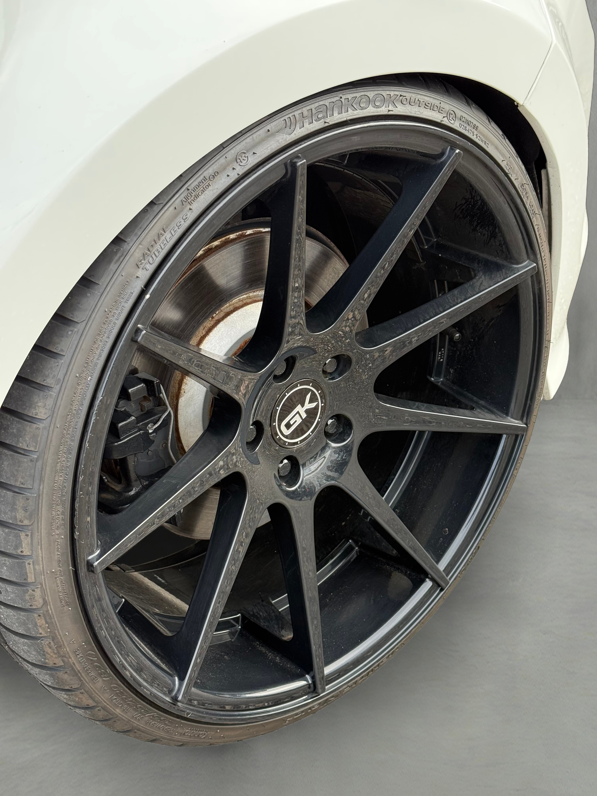 VW Golf 2.0 TSI R 4Motion DSG-image-10