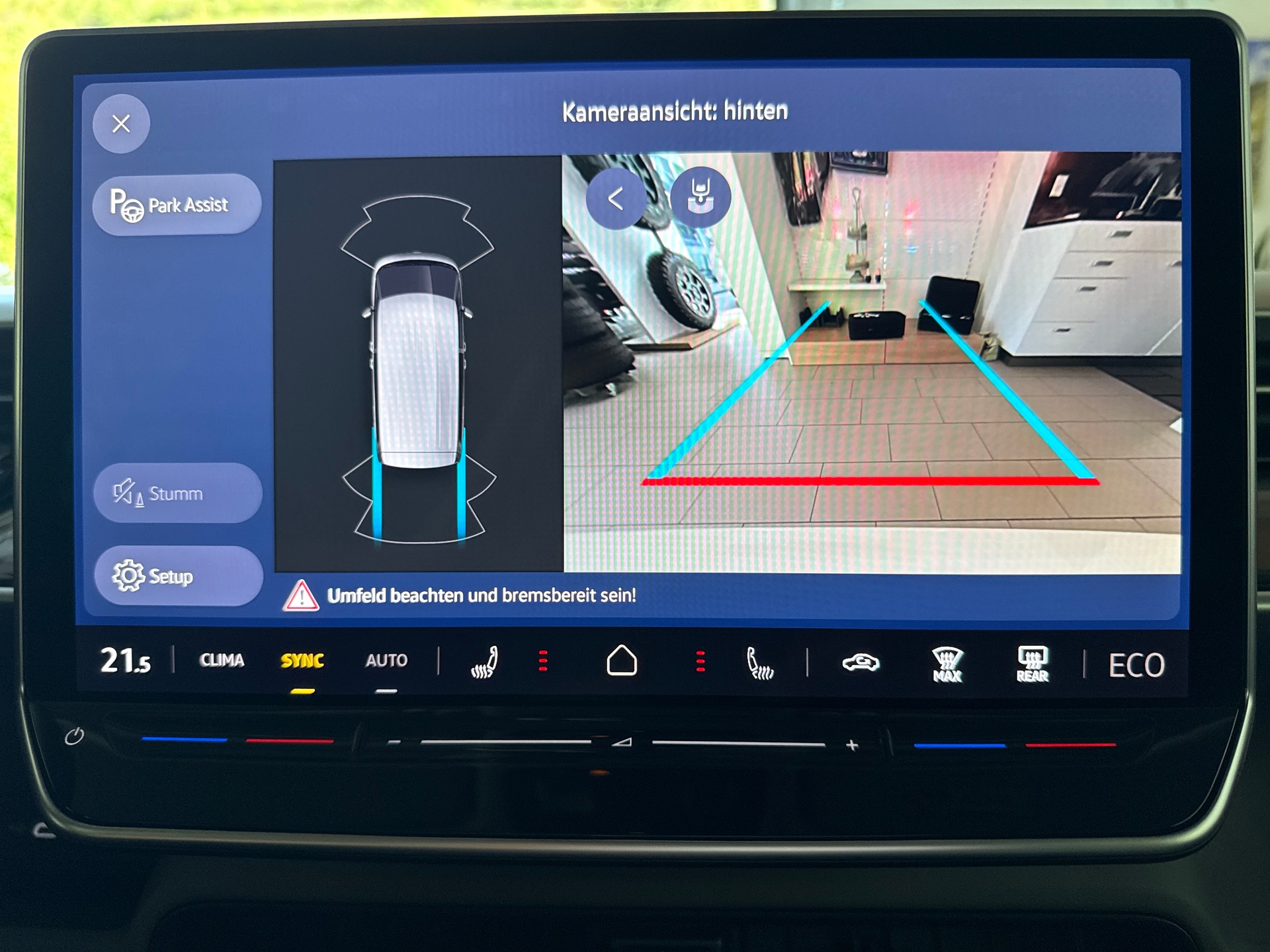 VW ID.Buzz Bus 84kWh Pro 4motion-image-10