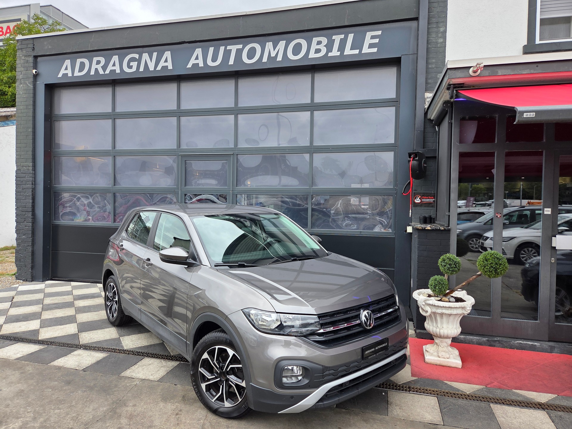 VW T-Cross 1.0 TSI-image-1