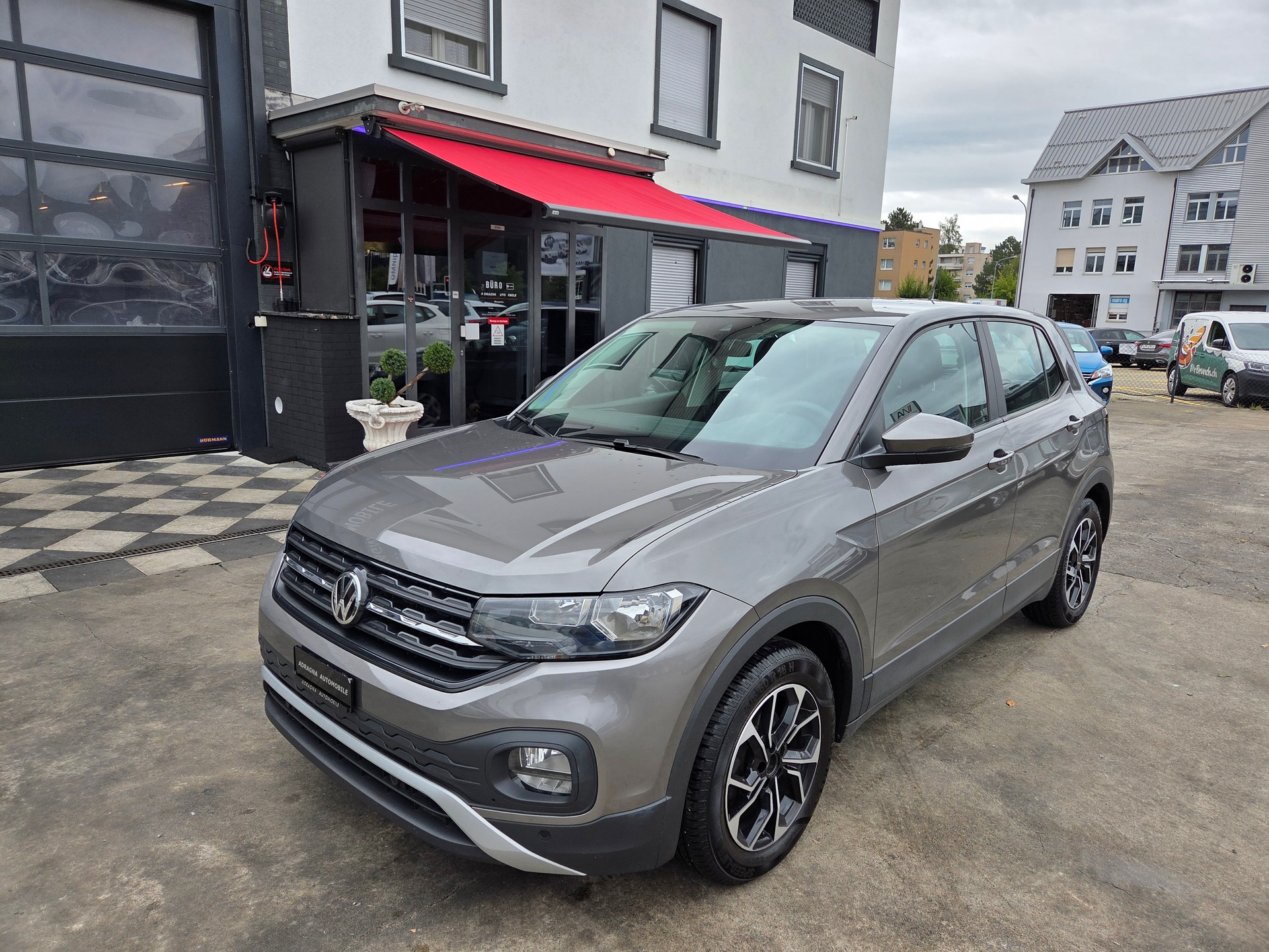 VW T-Cross 1.0 TSI-image-2