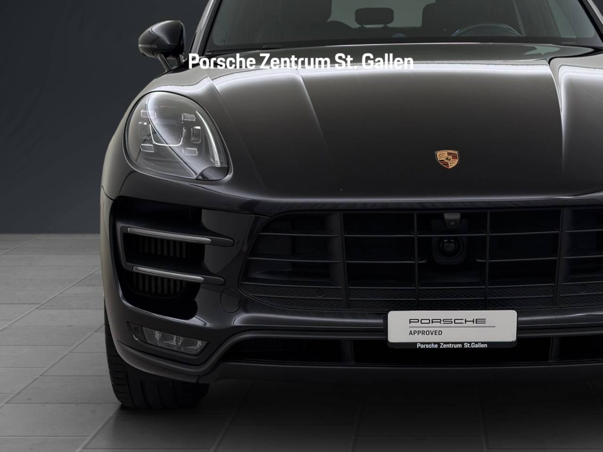 PORSCHE Macan Turbo-image-8
