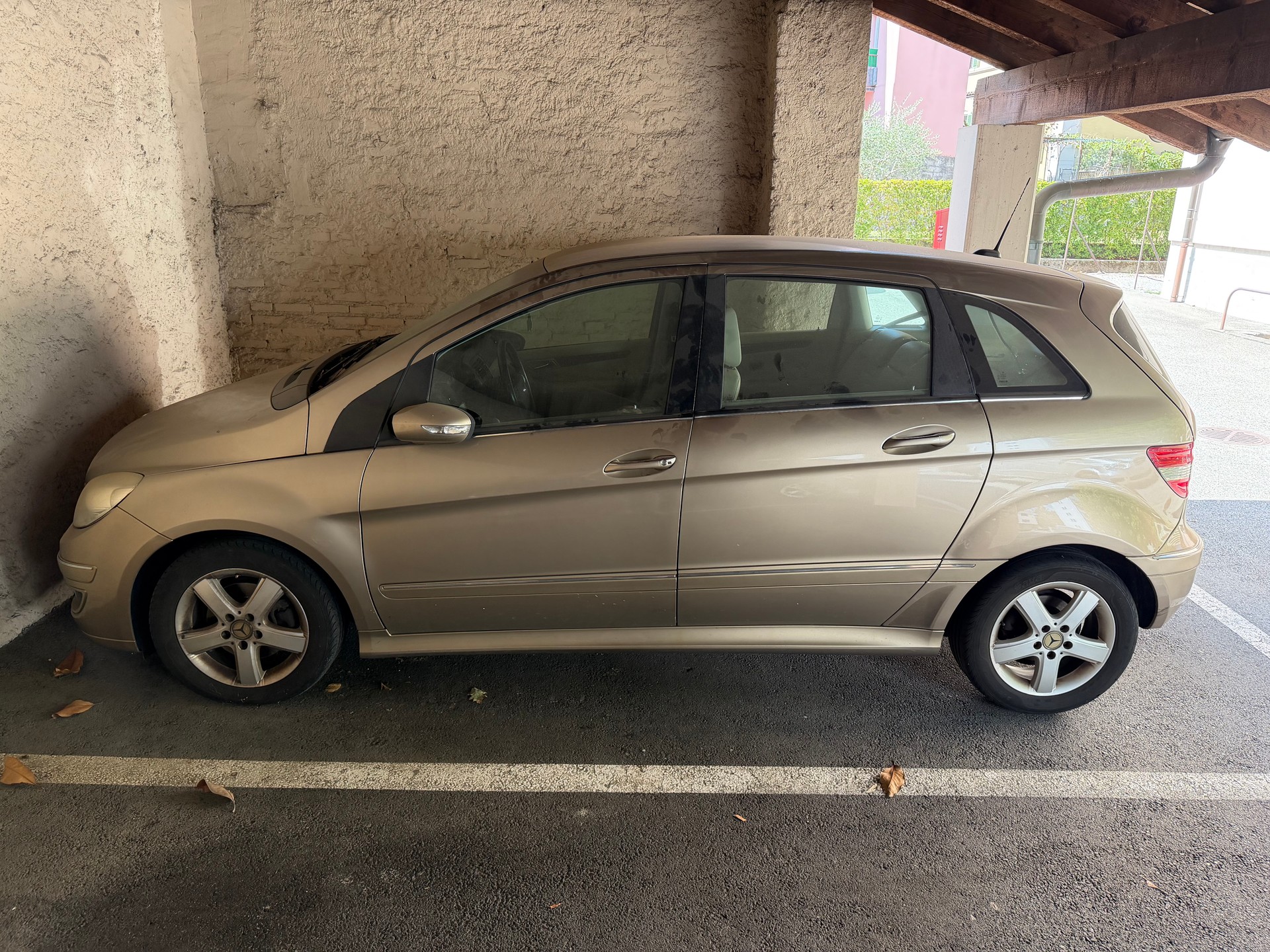 MERCEDES-BENZ B 200 T