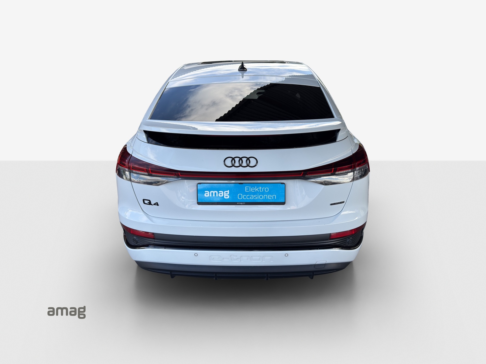 AUDI Q4 Sportback e-tron 50 quattro-image-4