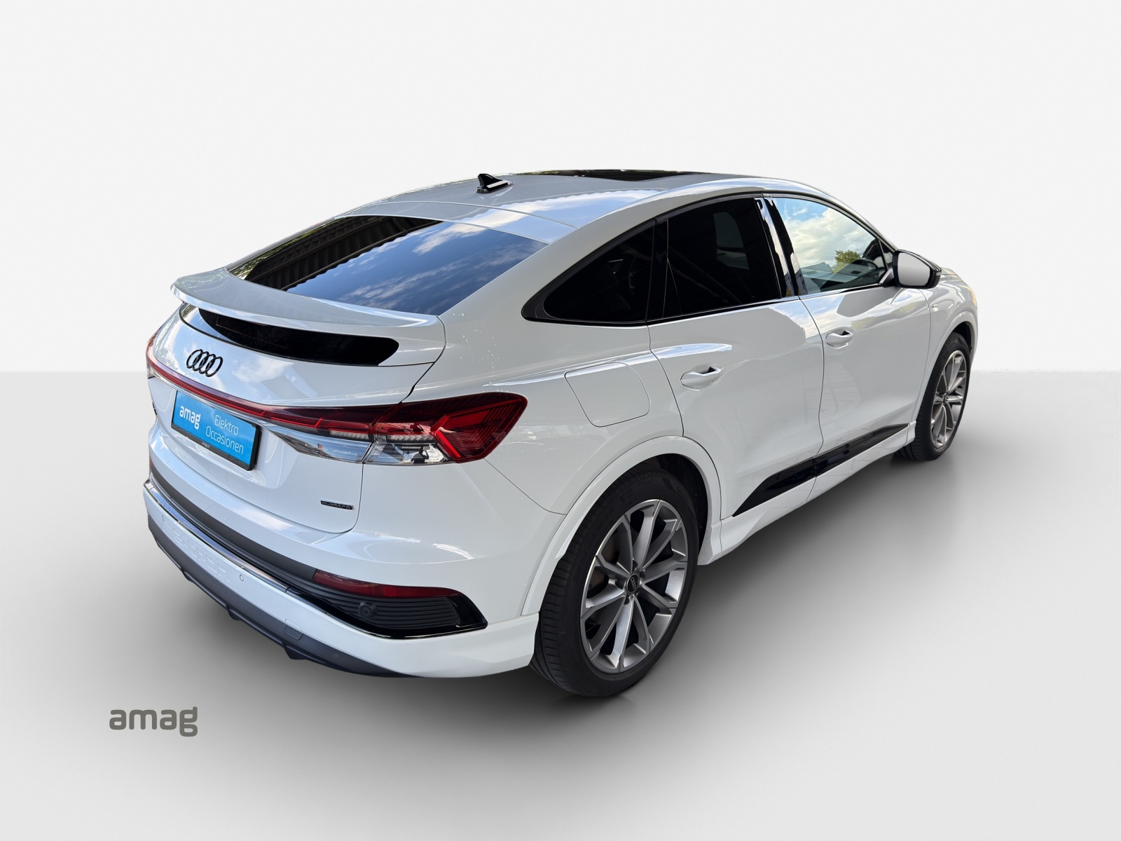 AUDI Q4 Sportback e-tron 50 quattro-image-5