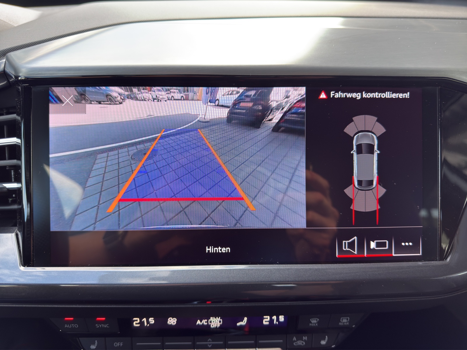 AUDI Q4 Sportback e-tron 50 quattro-image-15