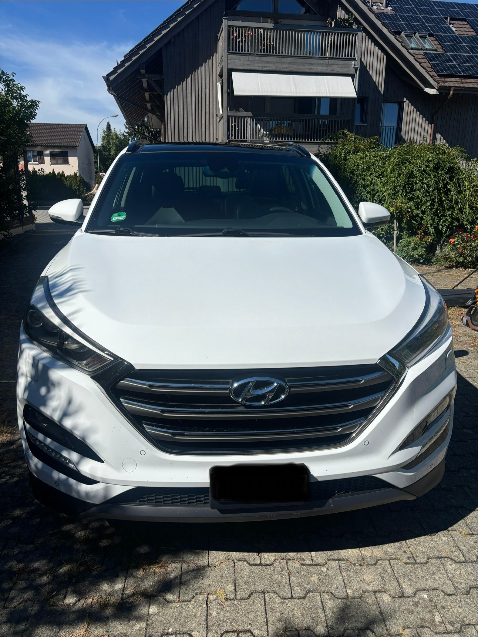 HYUNDAI 2.0 CRDi 185 Launch Edition 4WD-image-1
