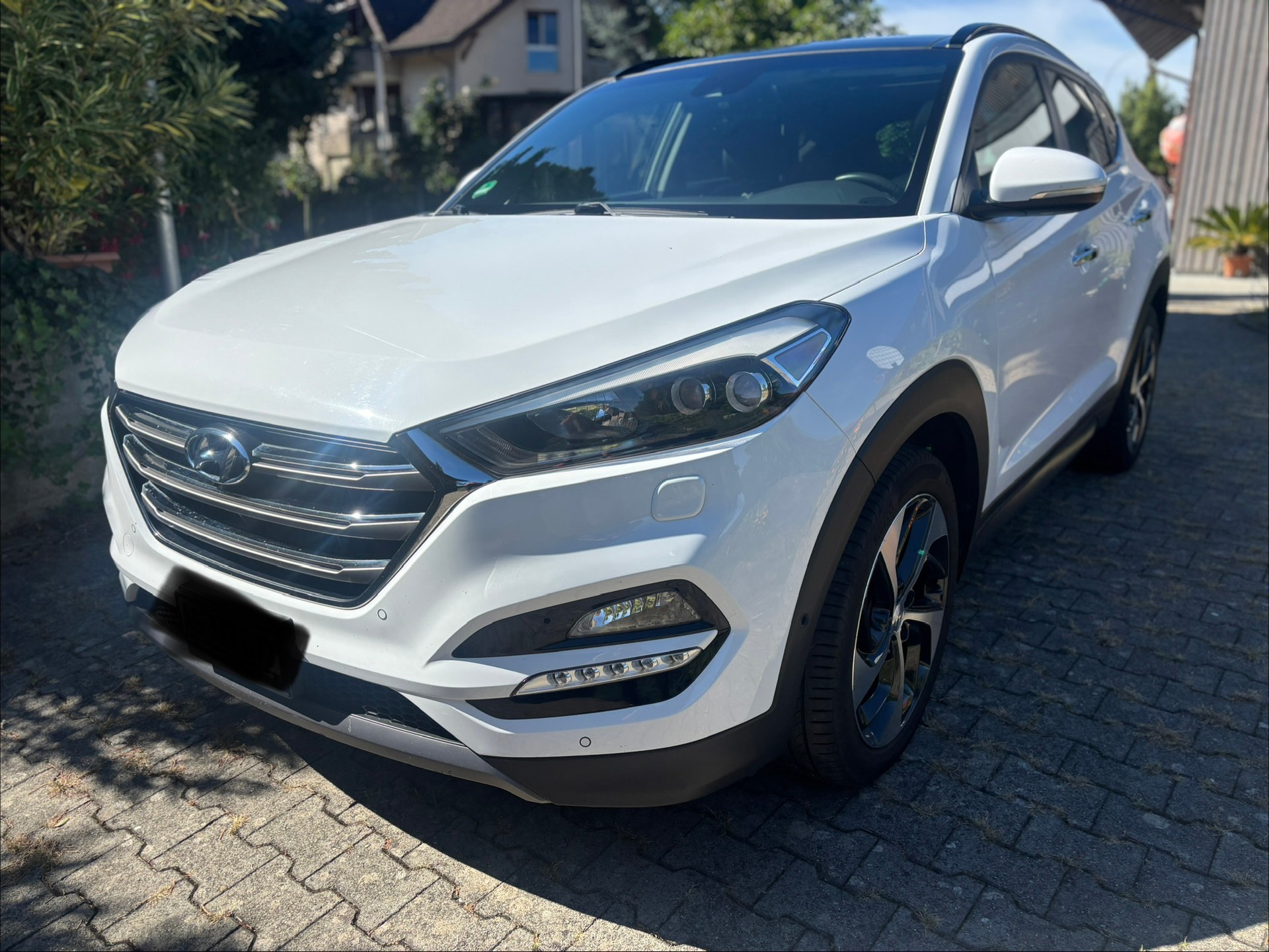 HYUNDAI 2.0 CRDi 185 Launch Edition 4WD-image-4