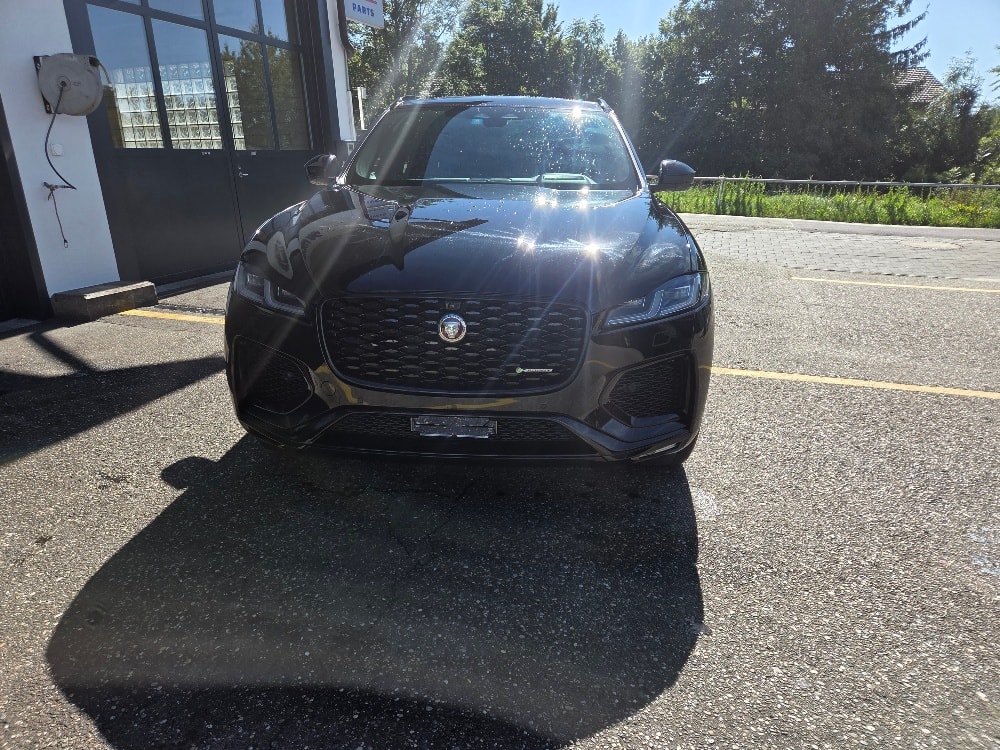 JAGUAR F-Pace 3.0 P400 R-Dynamic MHEV HSE AWD-image-2