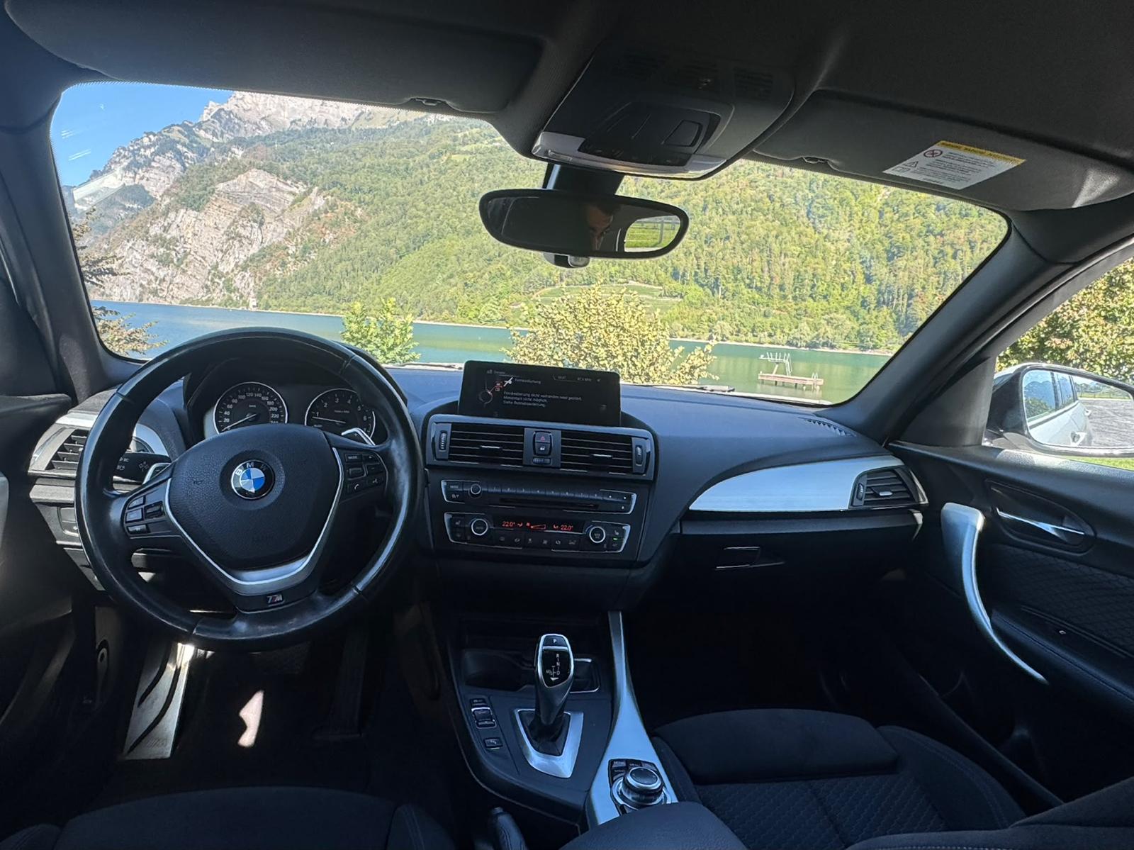 BMW M135i xDrive Steptronic-image-16