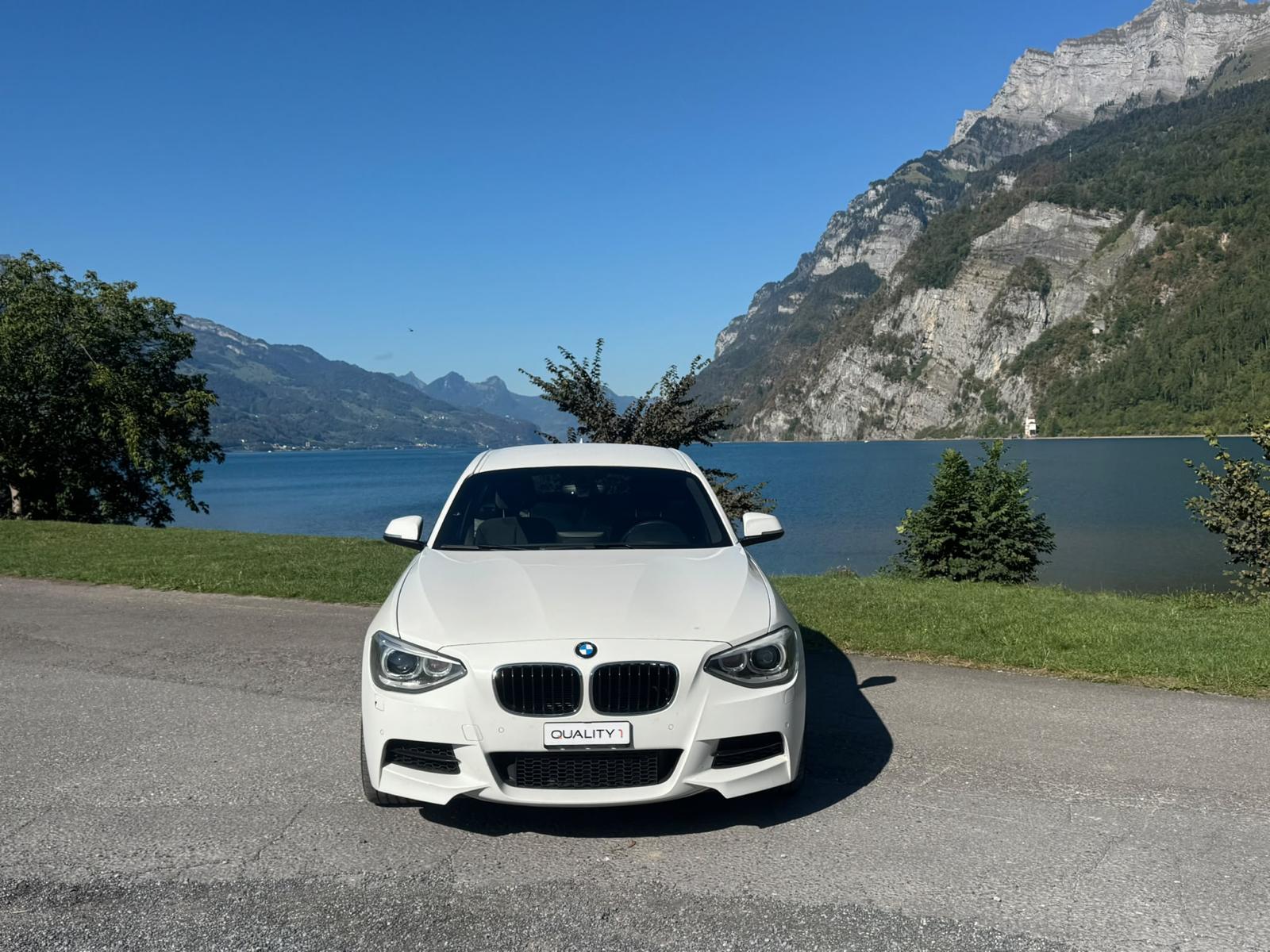 BMW M135i xDrive Steptronic-image-1