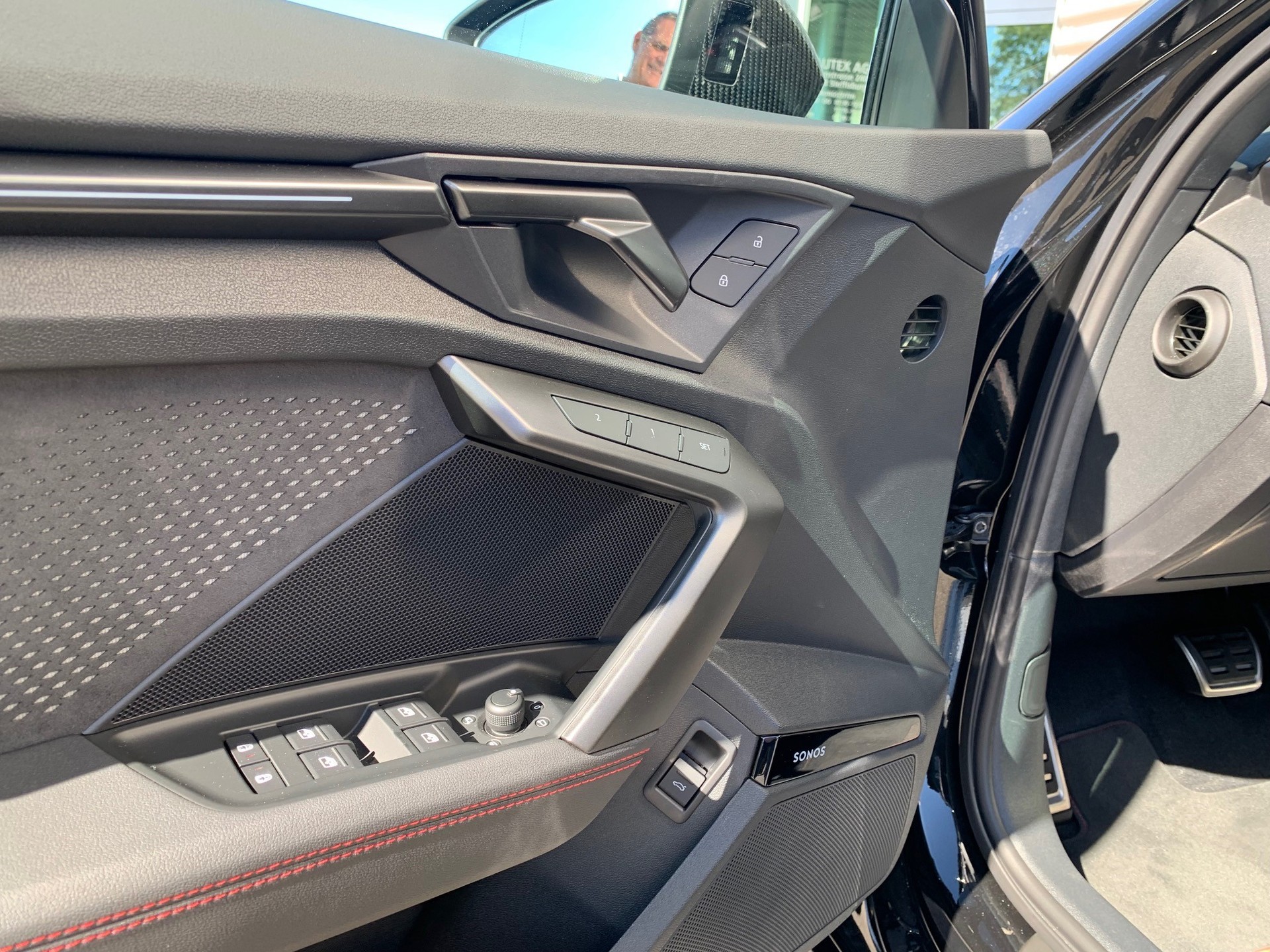 AUDI RS3 Limousine 2.5 TSI quattro S-tronic-image-7