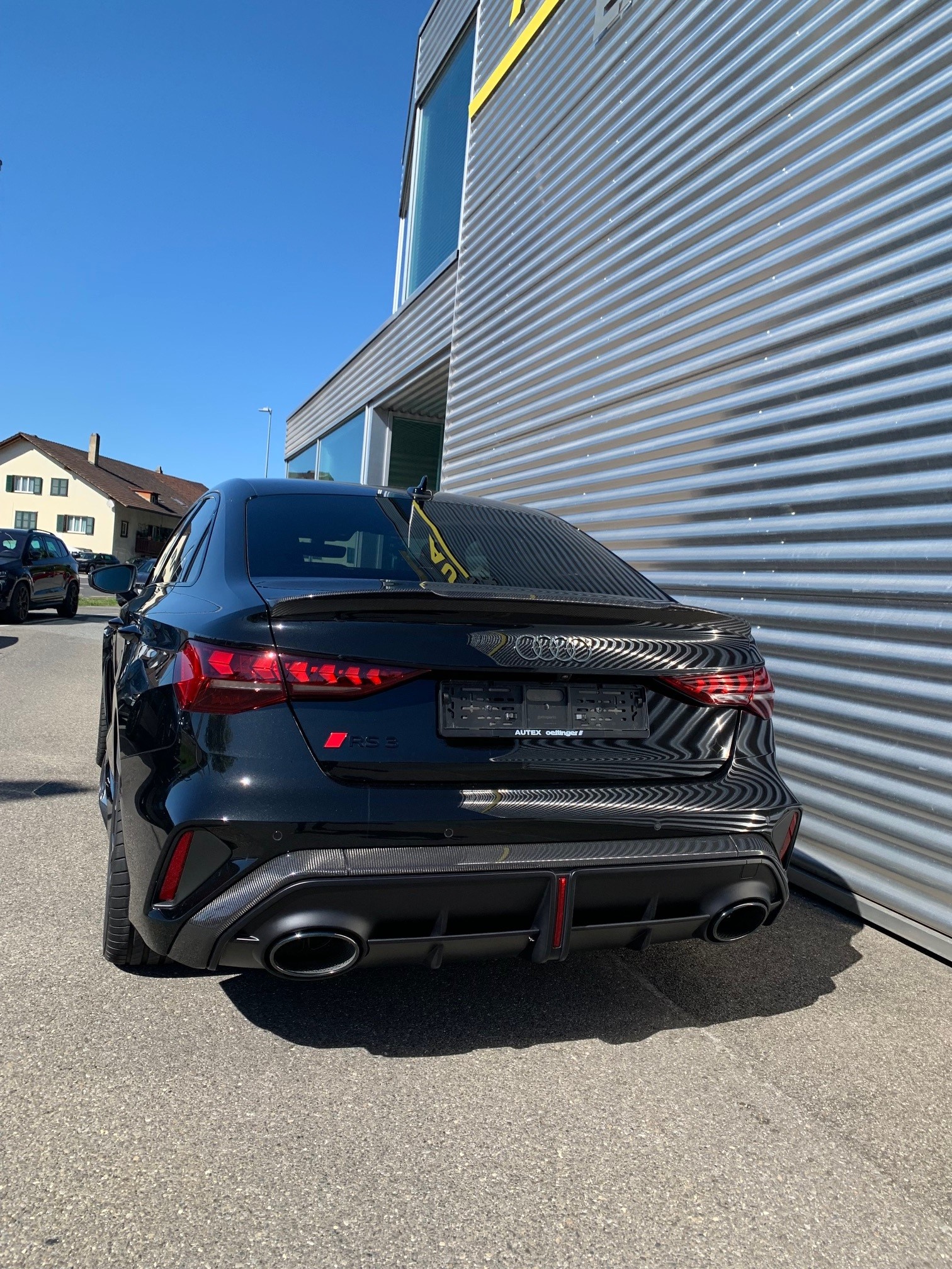 AUDI RS3 Limousine 2.5 TSI quattro S-tronic-image-3