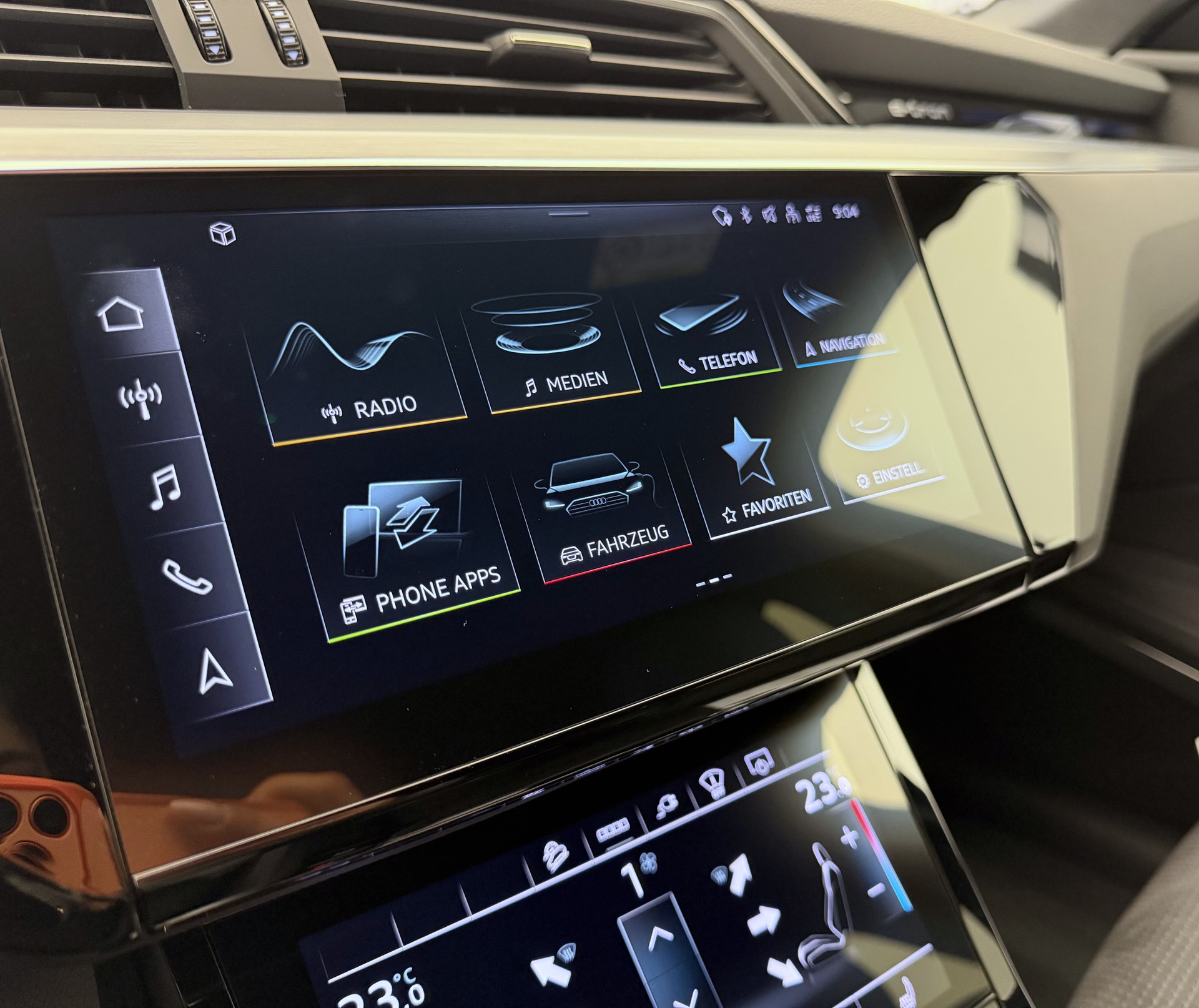 AUDI e-tron 55 Advanced Black Edition quattro-image-15