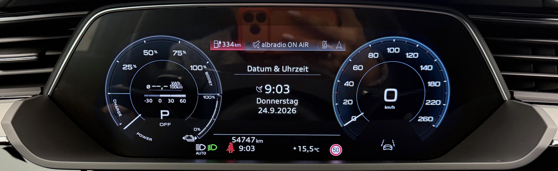 AUDI e-tron 55 Advanced Black Edition quattro-image-9