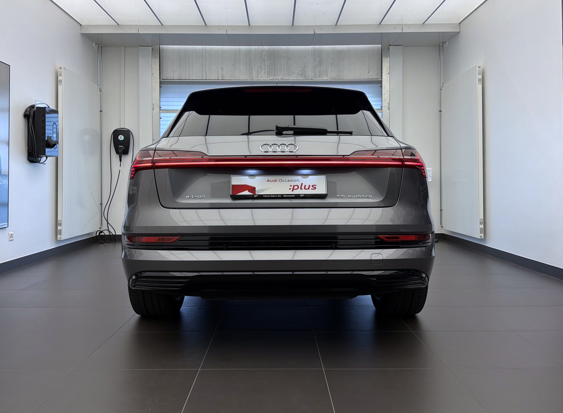 AUDI e-tron 55 Advanced Black Edition quattro-image-25
