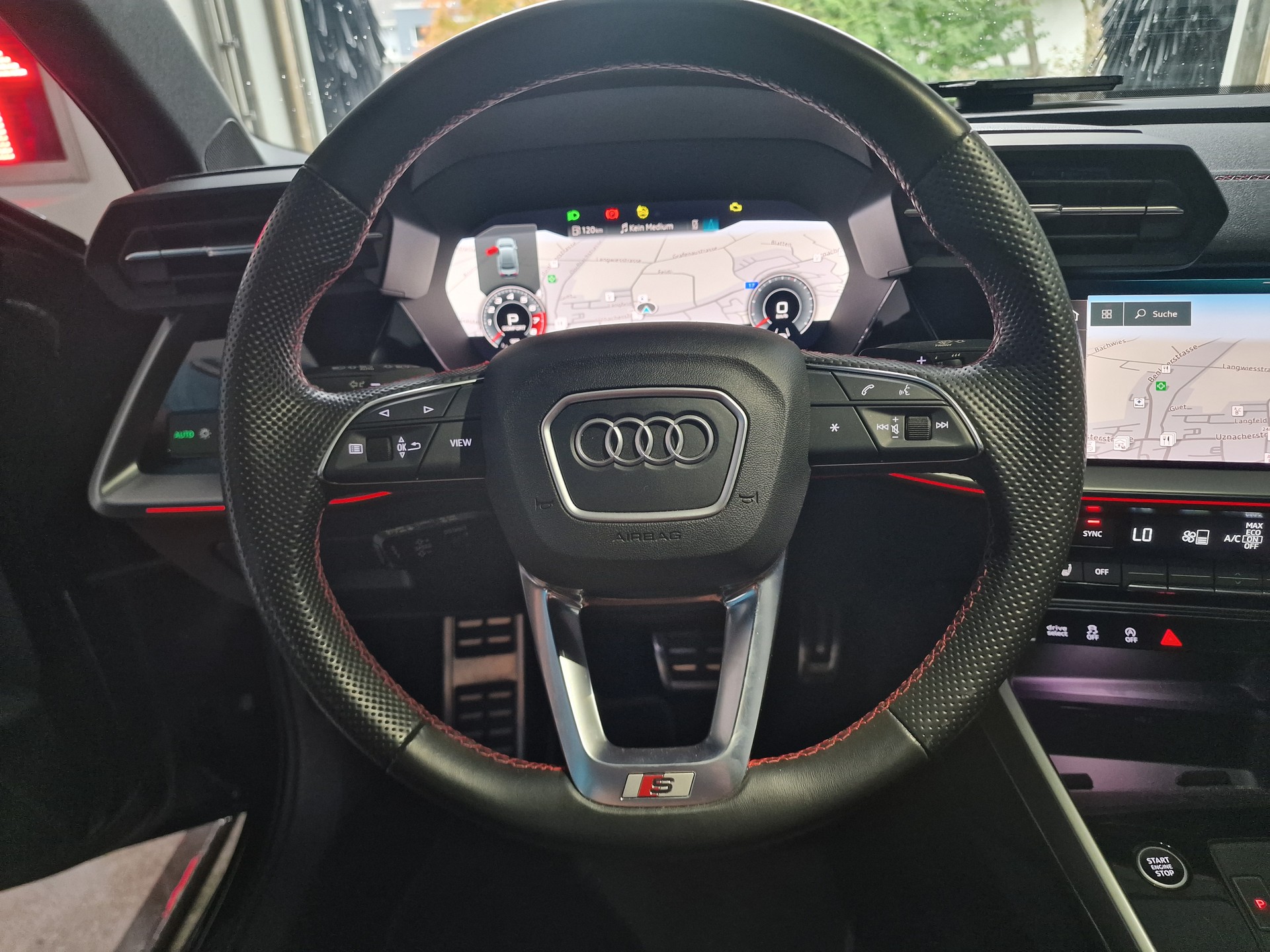 AUDI S3 Limousine 2.0 TFSI quattro S-tronic 8xAlu MFK NEU-image-12