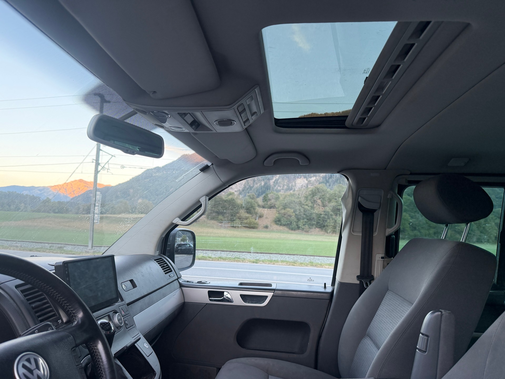 VW T5 Multivan Highline 2.5 TDI 4M-image-12