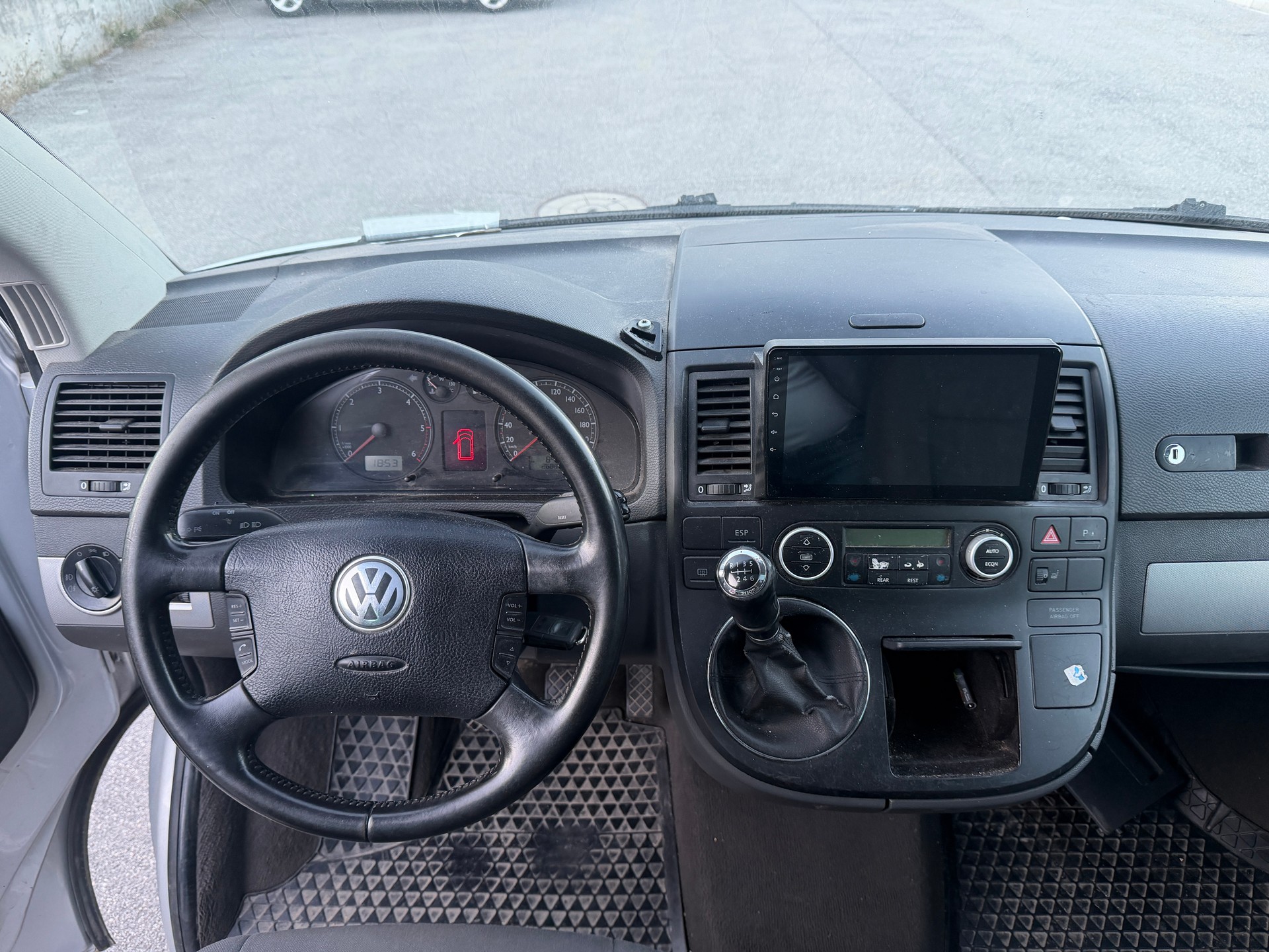 VW T5 Multivan Highline 2.5 TDI 4M-image-11