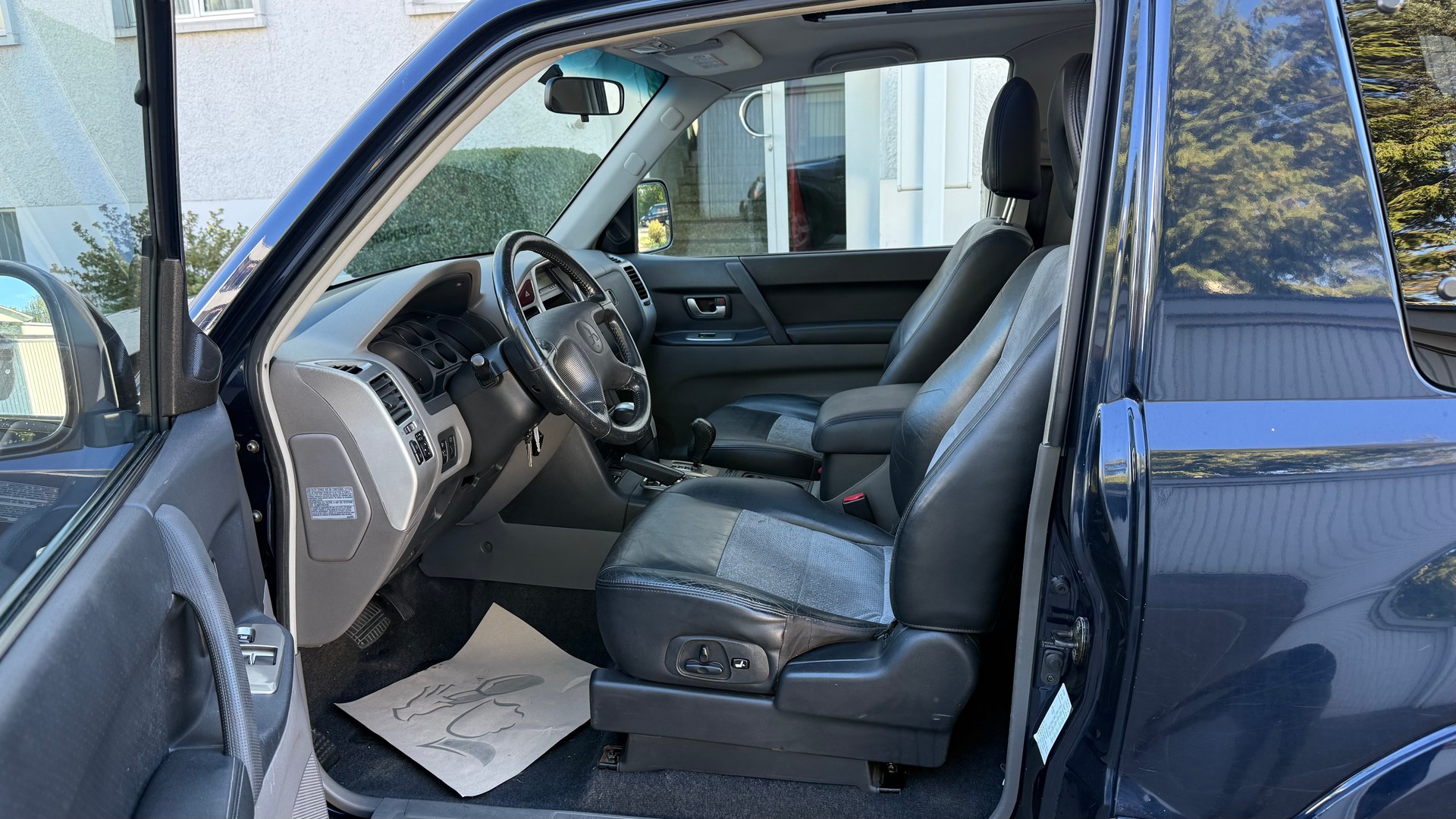 MITSUBISHI Pajero 3.2 DI-D Dakar-image-9