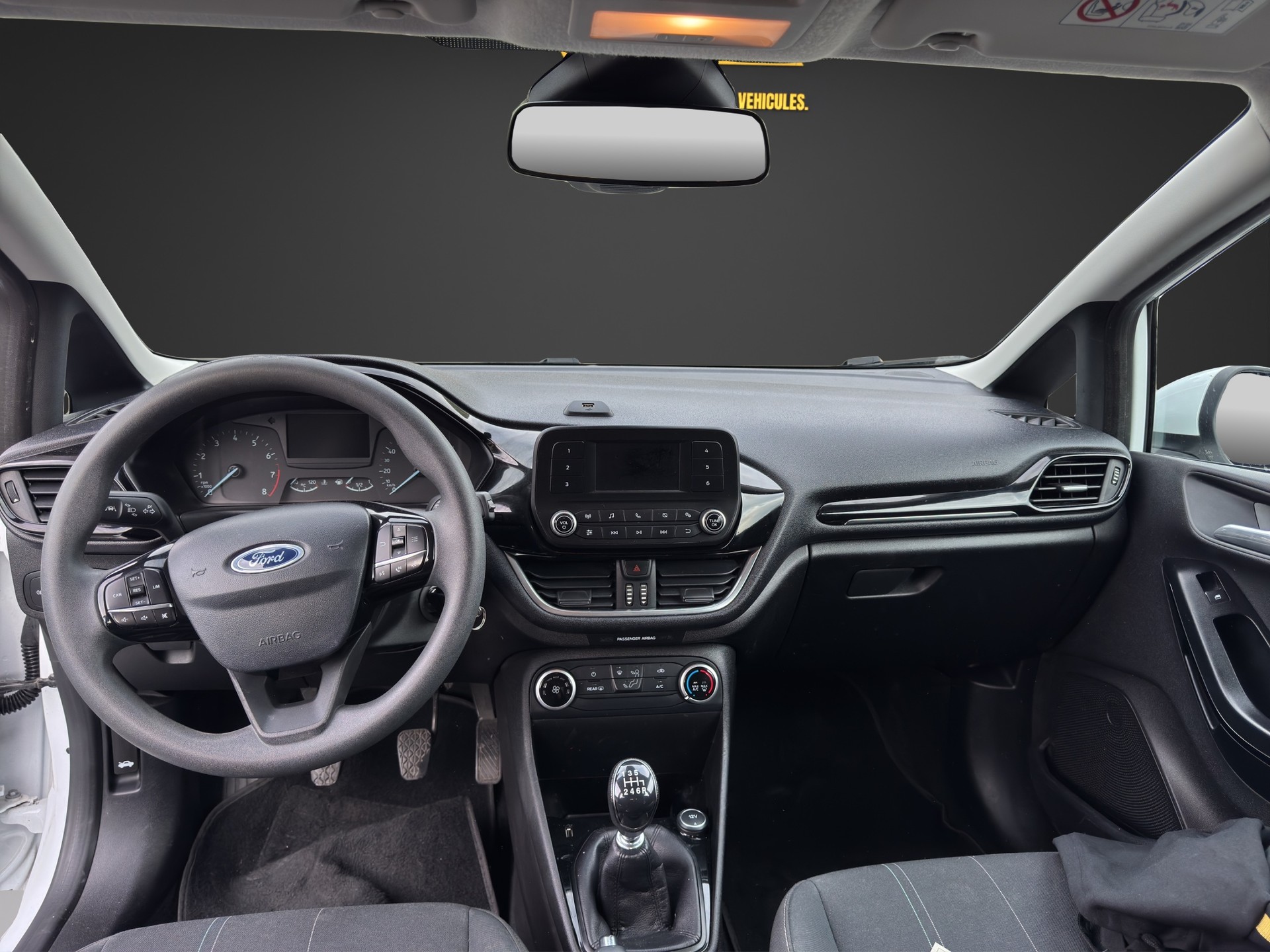 FORD Fiesta 1.0 SCTi Titanium-image-10