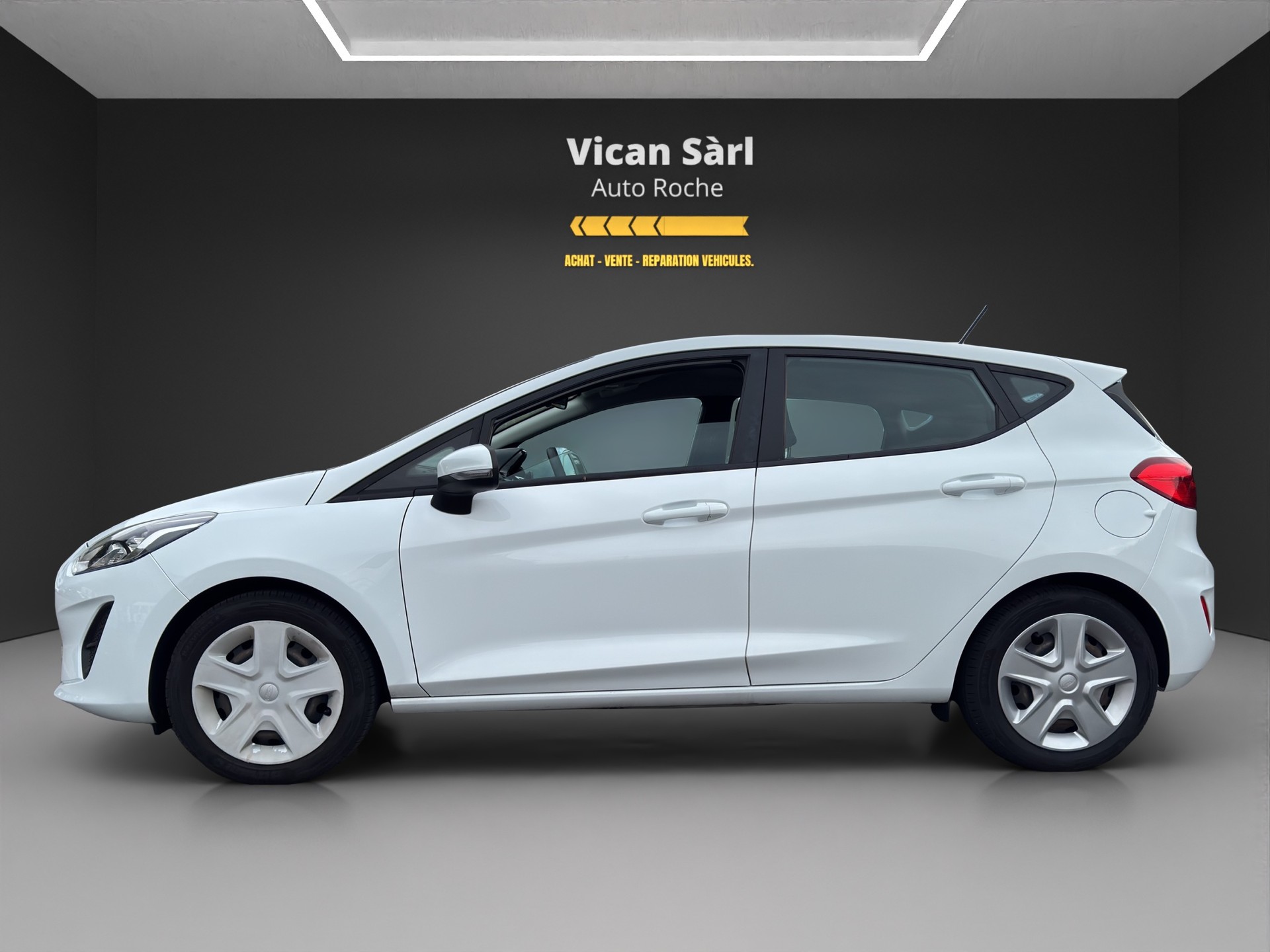 FORD Fiesta 1.0 SCTi Titanium-image-3