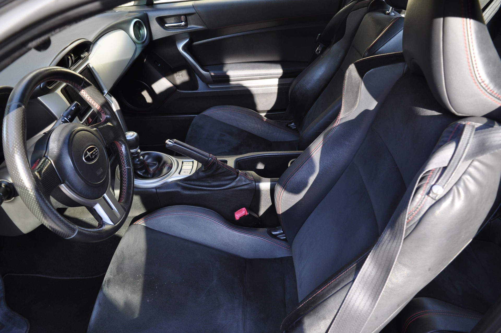 SUBARU BRZ 2.0R-image-7