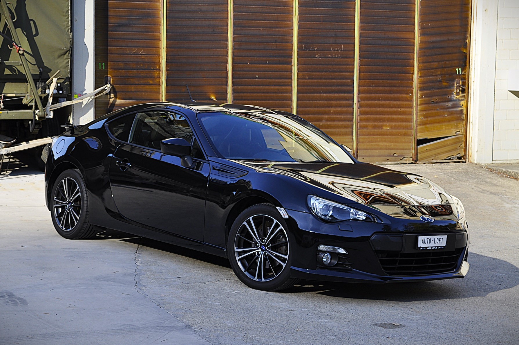 SUBARU BRZ 2.0R-image-2