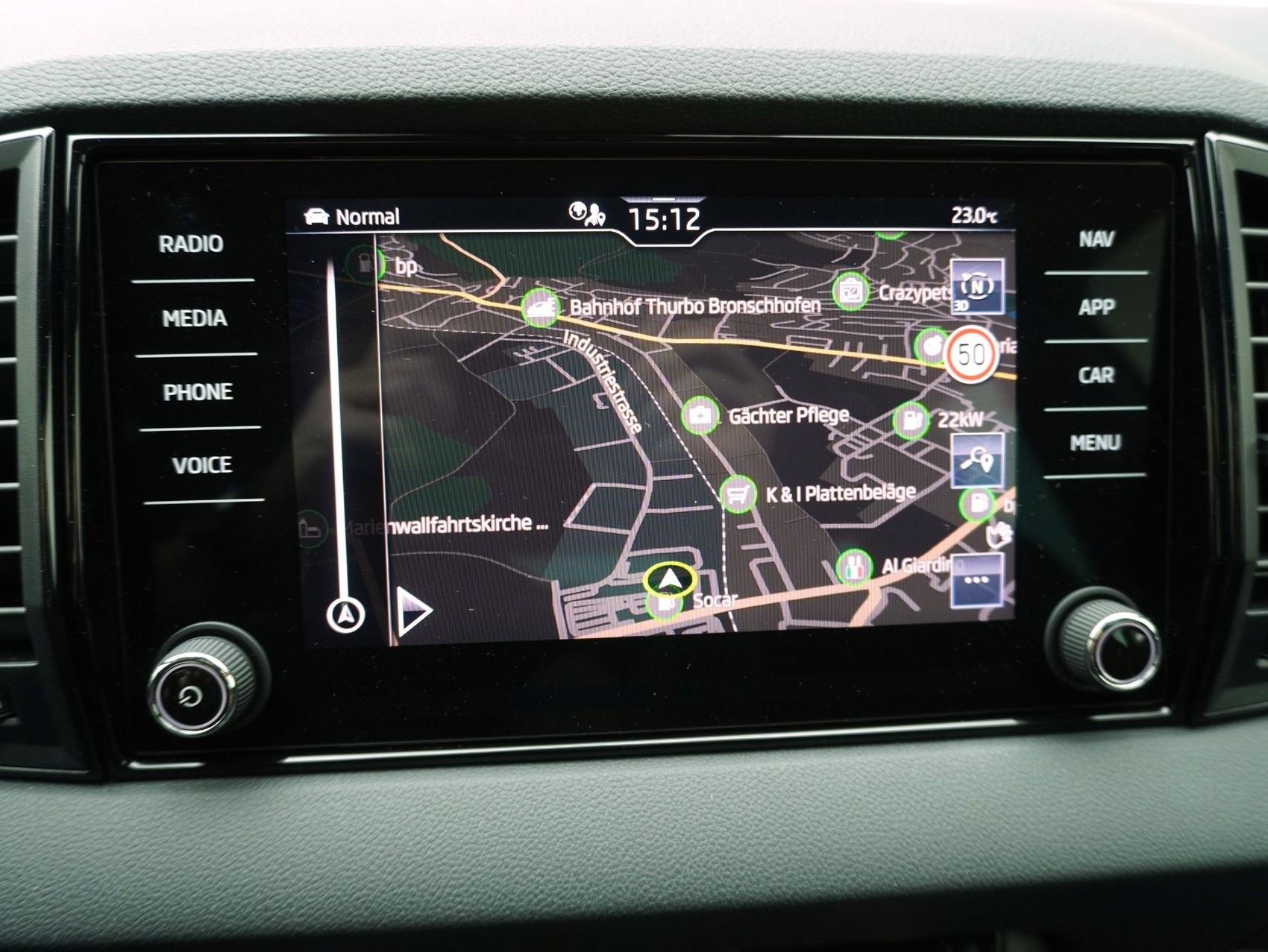 SKODA Karoq 1.5 TSI DSG Sport Line-image-18
