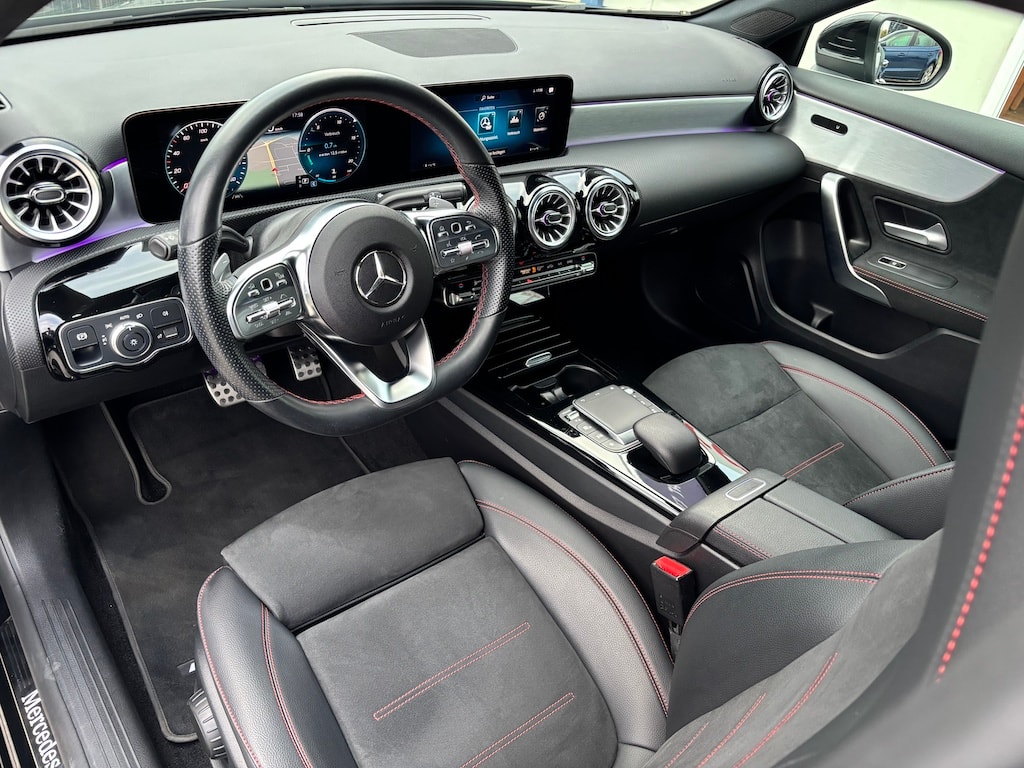 MERCEDES-BENZ A 250 4Matic AMG Line 4Matic 7G-DCT-image-8