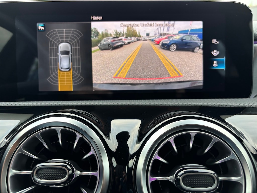 MERCEDES-BENZ A 250 4Matic AMG Line 4Matic 7G-DCT-image-10