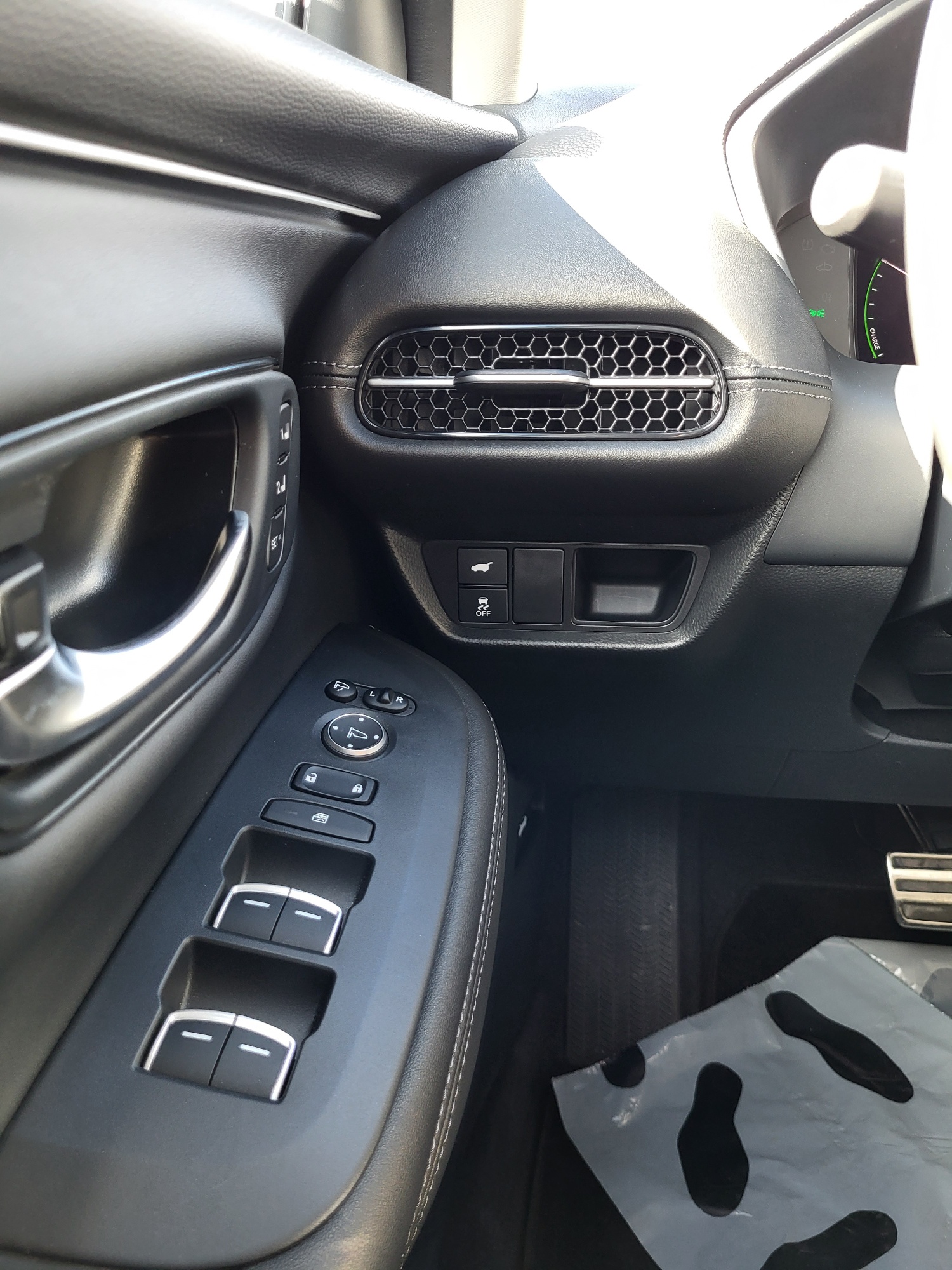 HONDA ZR-V 2.0i MMD Hybrid Advance Automatic-image-14