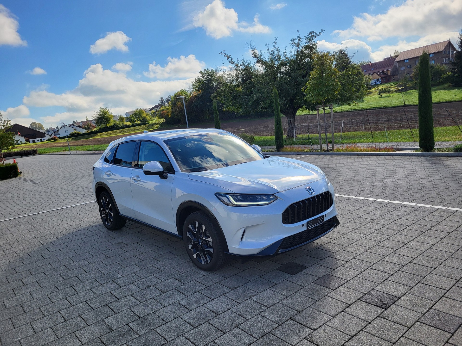 HONDA ZR-V 2.0i MMD Hybrid Advance Automatic-image-4