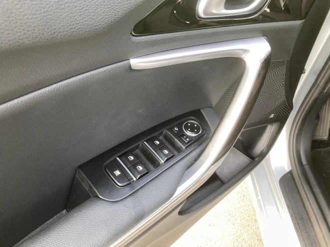 KIA Ceed 1.5 T-GDi MHEV Power DCT-image-9