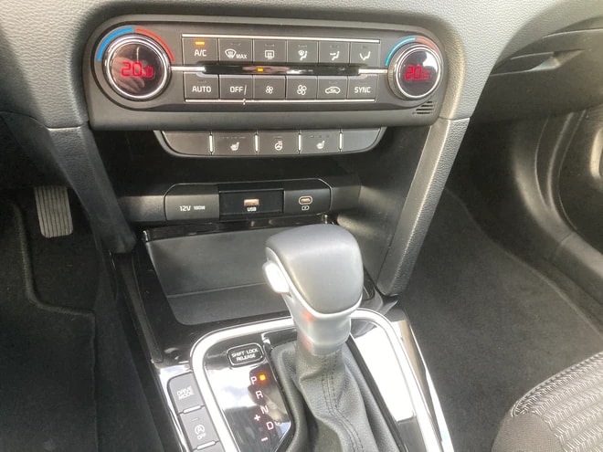KIA Ceed 1.5 T-GDi MHEV Power DCT-image-10
