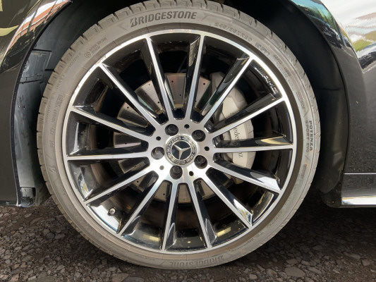 MERCEDES-BENZ E 400 AMG Line 4 Matic-image-7